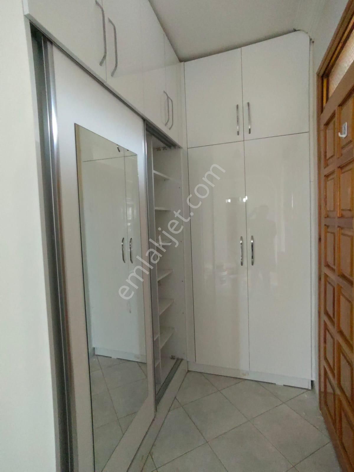 Nasreddin Emlaktan Koşuyolu Civarı Satılık Bakımlı Geniş Daire - Görsel 3