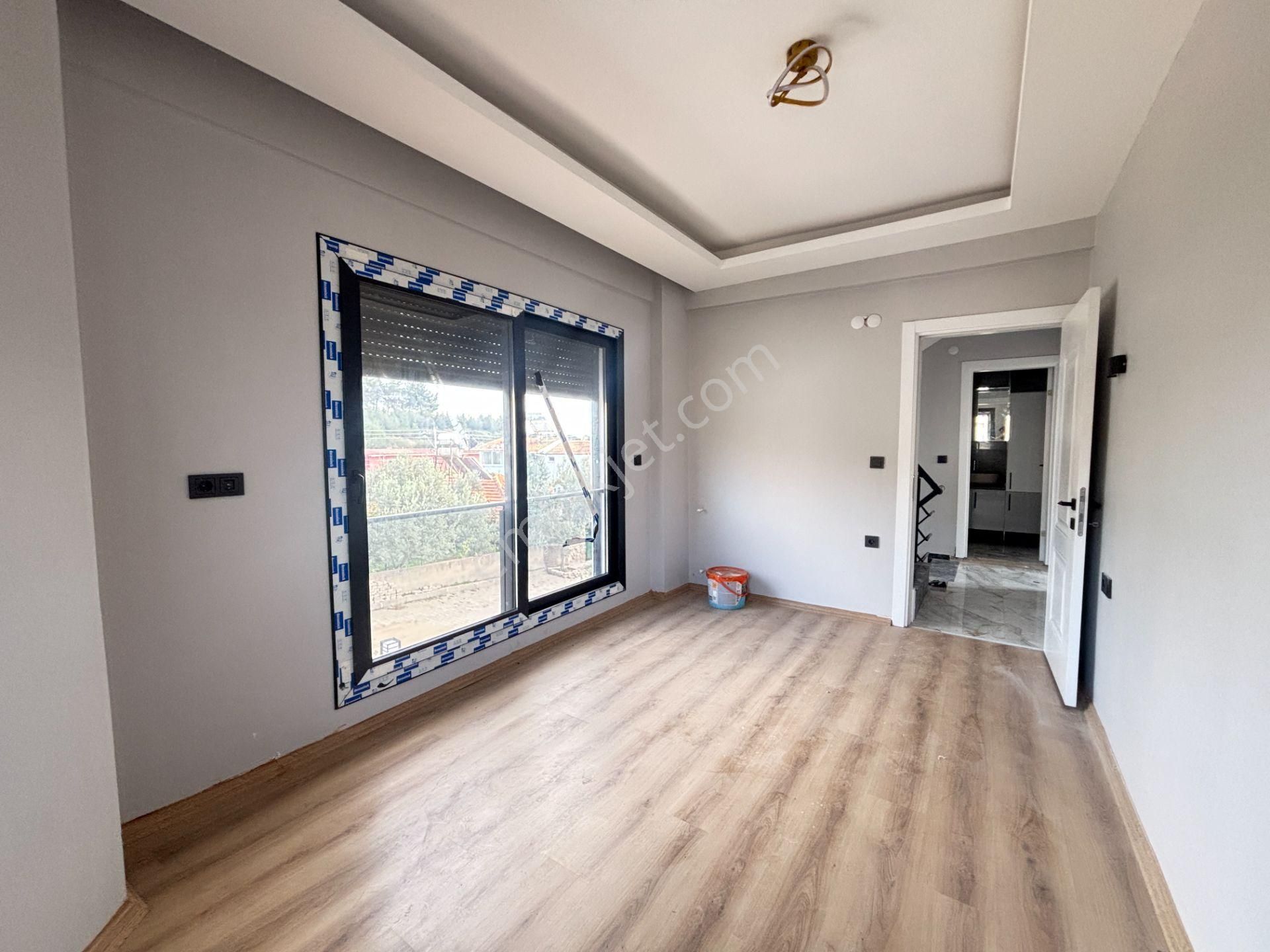 İzmir Seferihisar Ürkmez’de Denize 1100 Metre Satılık 3+1 Müstakil Villa - Görsel 29