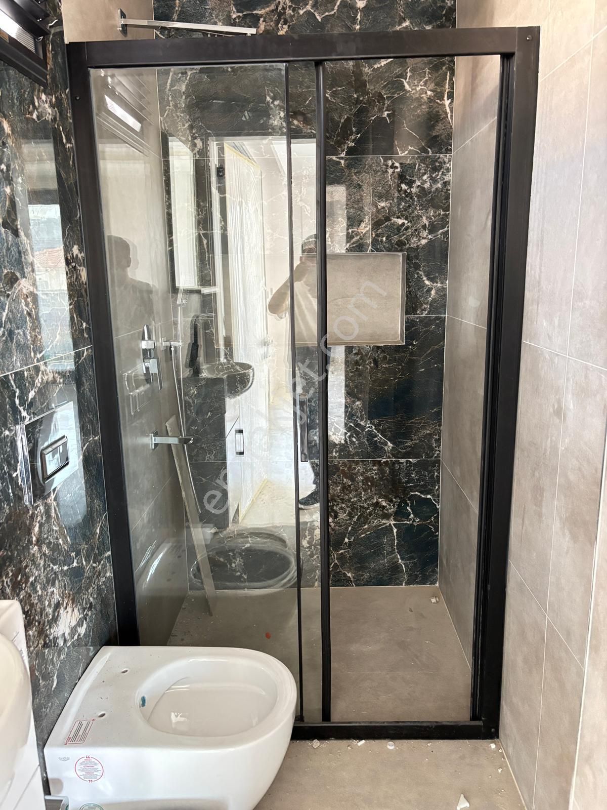 İzmir Seferihisar Payamlı Merkezde Geniş Ferah Yapılı Satılık 6+2 Tripleks - Görsel 23