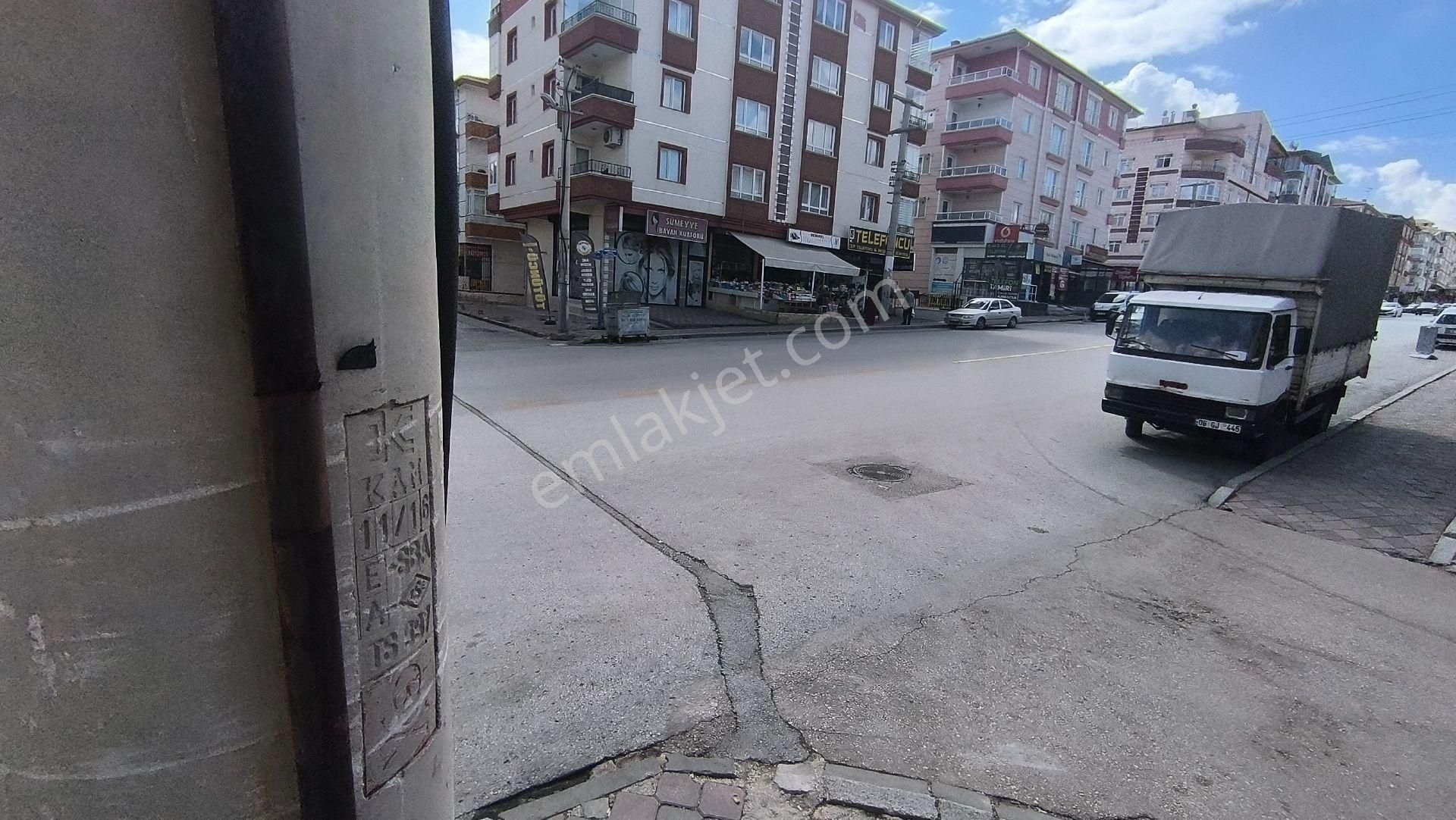 Yılmaz Gayrimenkulden Cadde Üzeri Etrafı Acık Kıralık Iş Yeri Magaza Dukkan Kıralık - Görsel 26