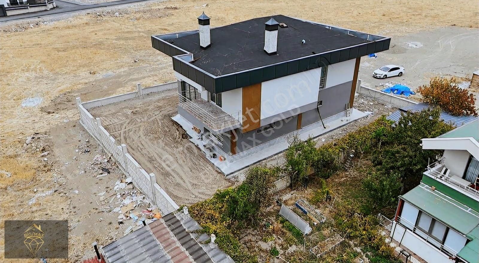 Yukarı Talasta Ali Dağı Eteklerinde Satılık Ultra Lüks Villa - Görsel 15