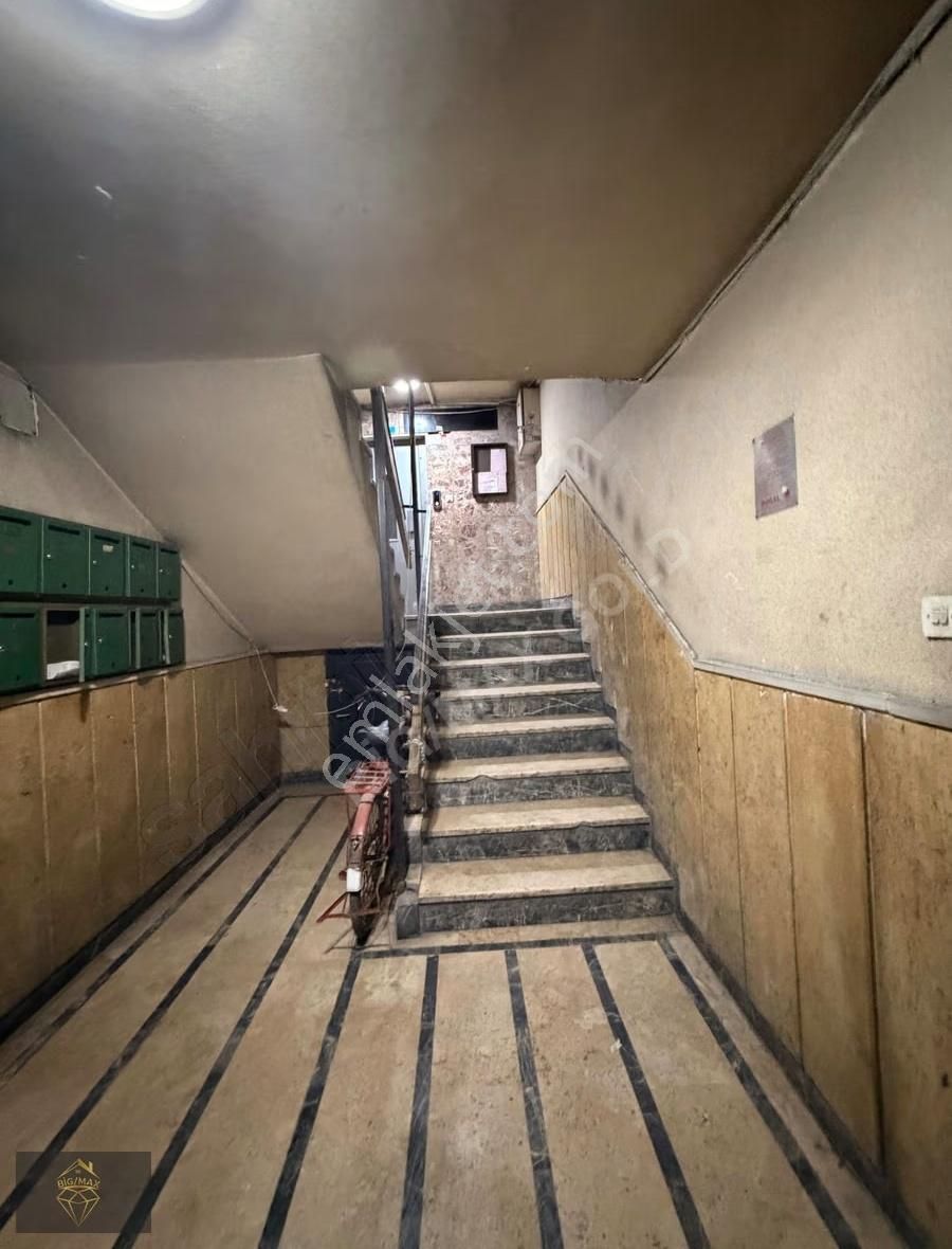 İstasyon Cd. Çarşı Merkezde Ön Cephe 3+1 Satılık Daire - Görsel 11