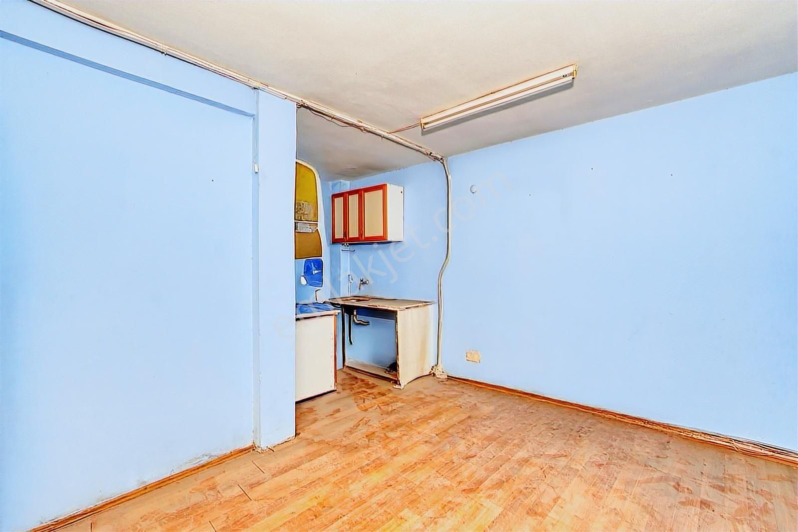 Çiğli Ataşehir Yağcı İşmerkezinde Kiralık Ofis & Büro - Görsel 3