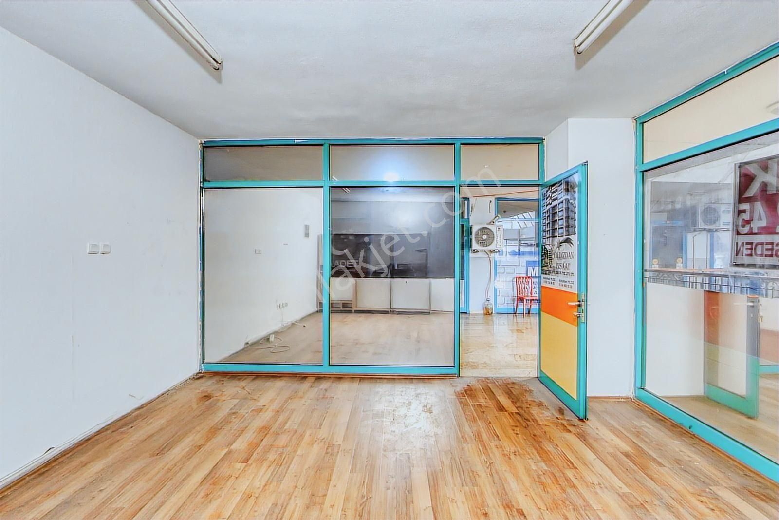Çiğli Ataşehir Yağcı İşmerkezinde Kiralık Ofis & Büro - Görsel 14