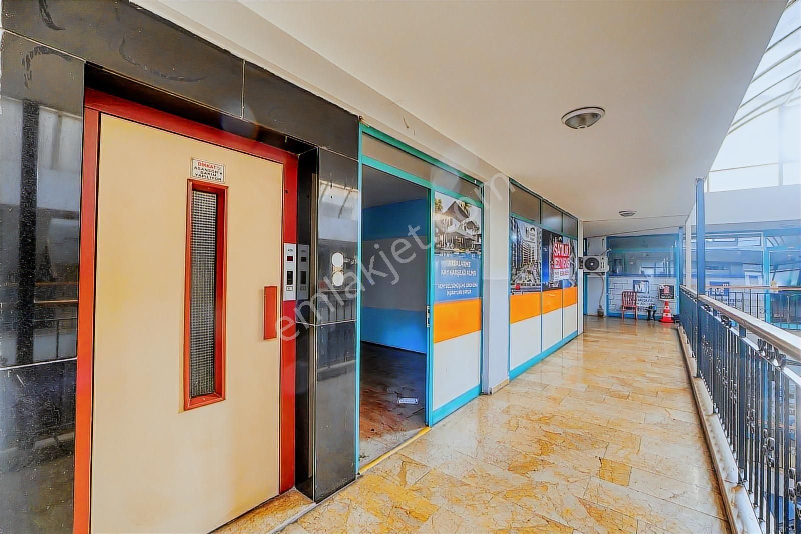 Çiğli Ataşehir Yağcı İş Merkezinde Satılık Büro & Ofis - Görsel 13