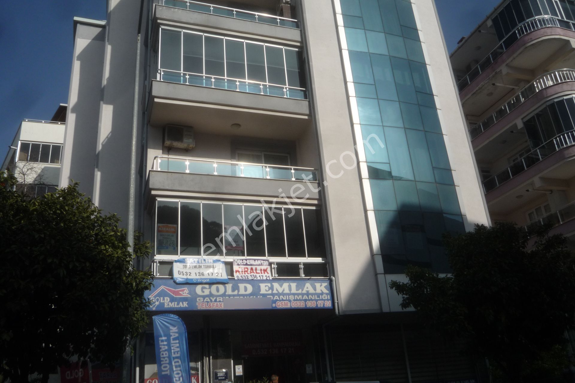 İzmir Torbalı Gold Emlaktan Kiralı 3x1 Daire