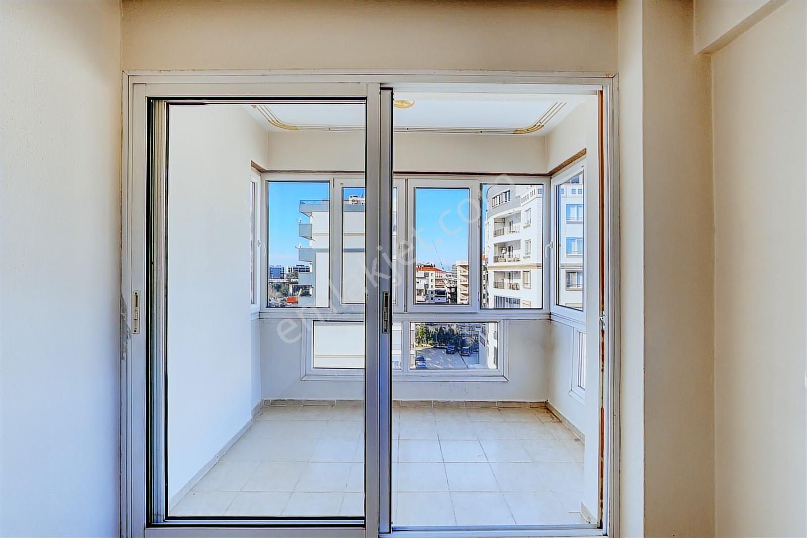 Çiğli Ataşehir'de Merkezi Konumda Ferah & Otoparklı 3+1 Daire - Görsel 27