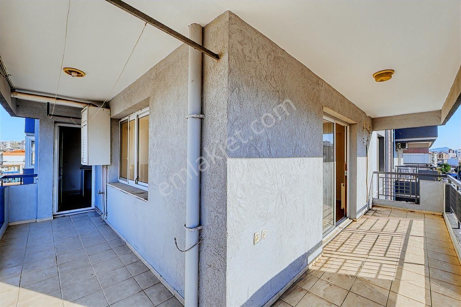 Çiğli Ataşehir'de Merkezi Konumda Ferah & Otoparklı 3+1 Daire - Görsel 22