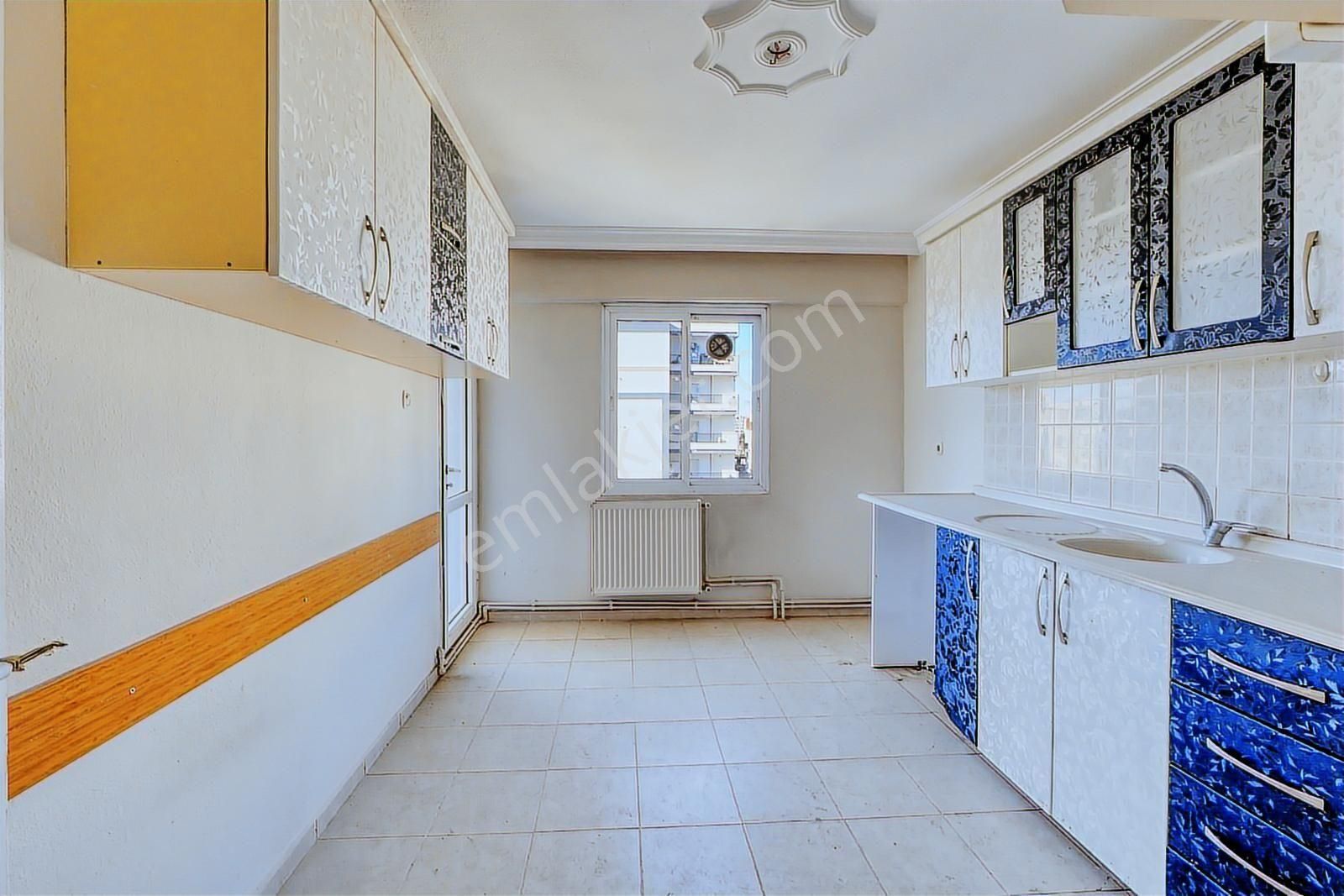 Çiğli Ataşehir'de Merkezi Konumda Ferah & Otoparklı 3+1 Daire - Görsel 32