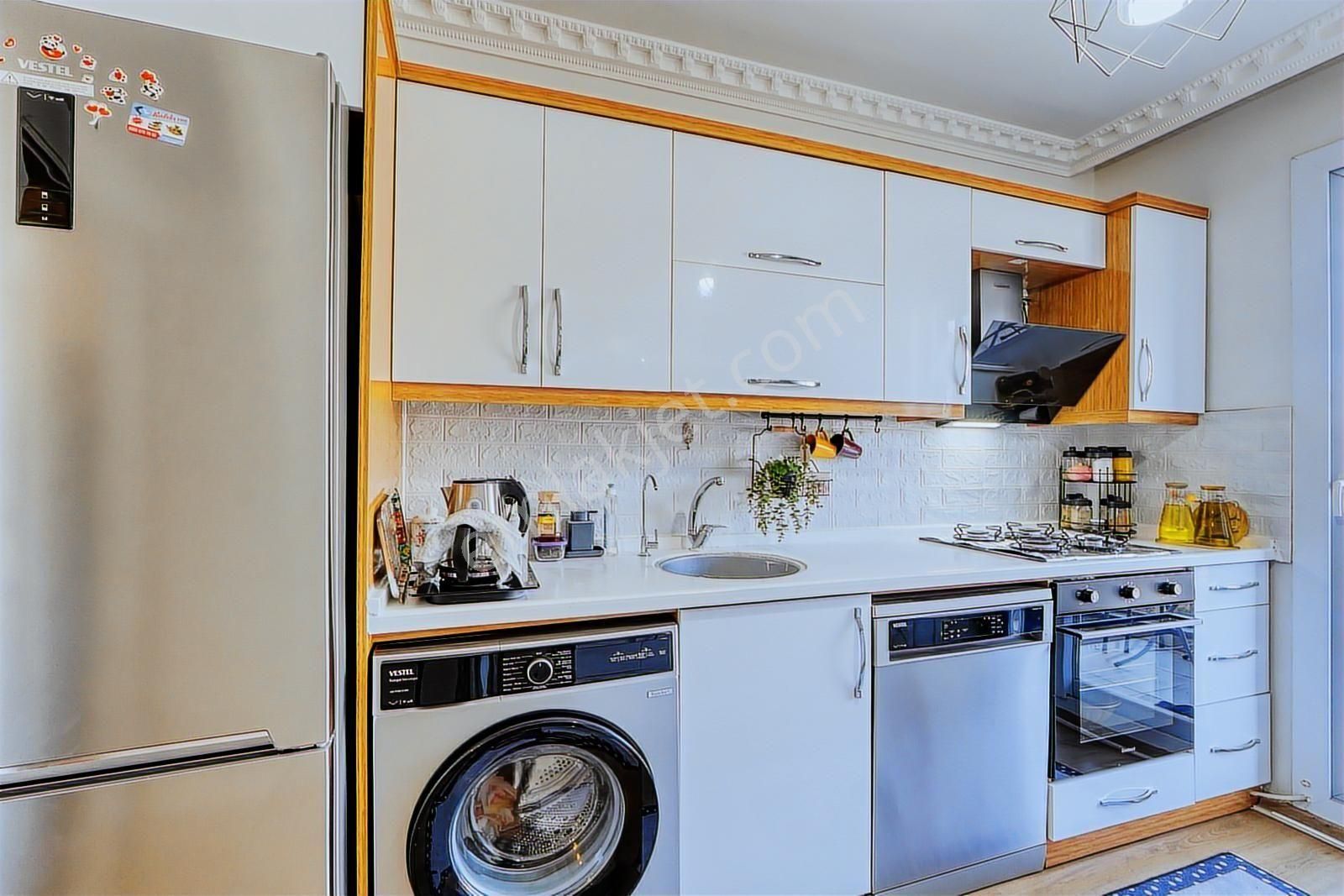 Kemalpaşa'da Huzurlu Bir Yaşam İçin İlk Adım 2+1 Satılık Daire ! - Görsel 4