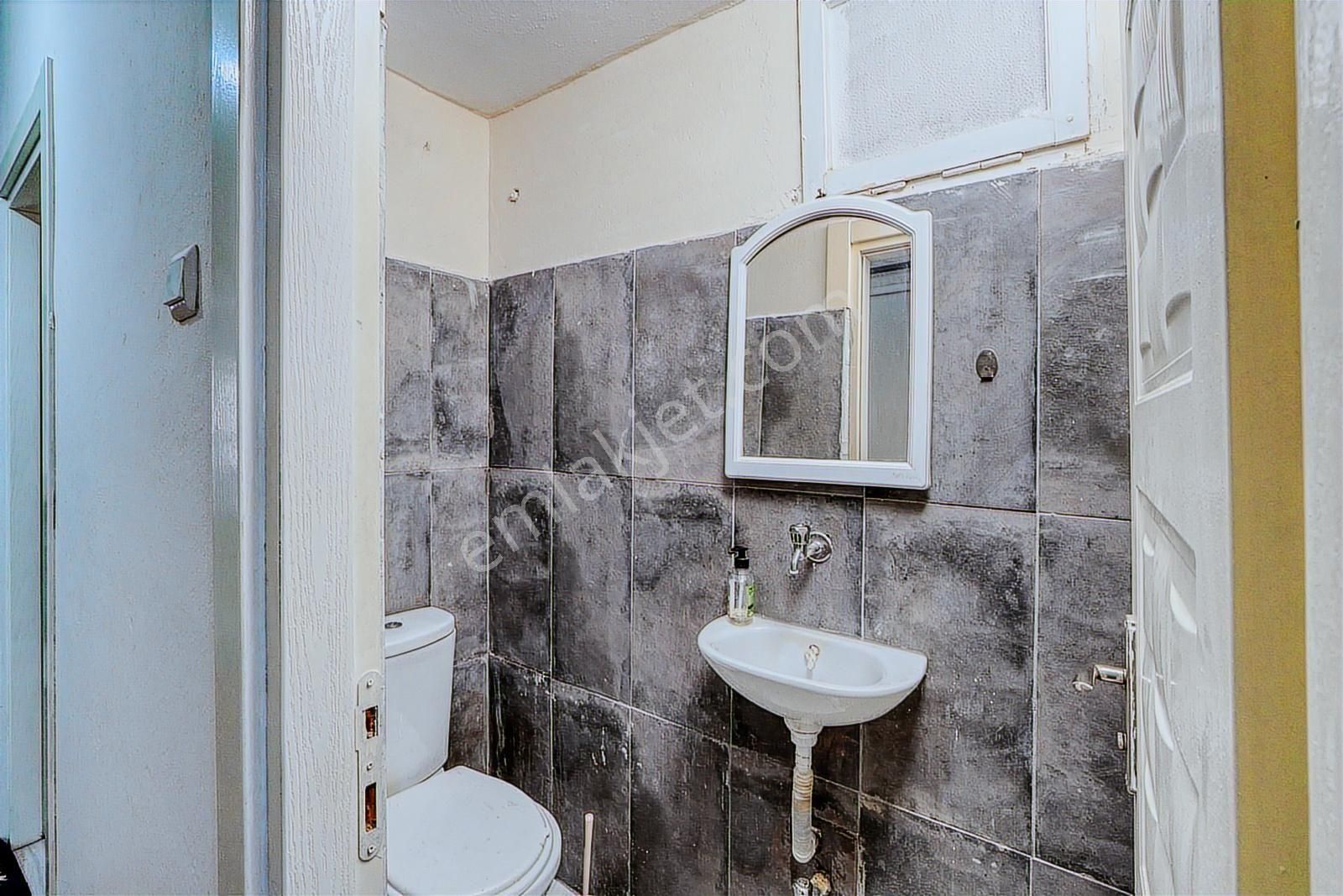 Karşıyaka'nın Merkezinde 3+1 Satılık Daire - Görsel 29