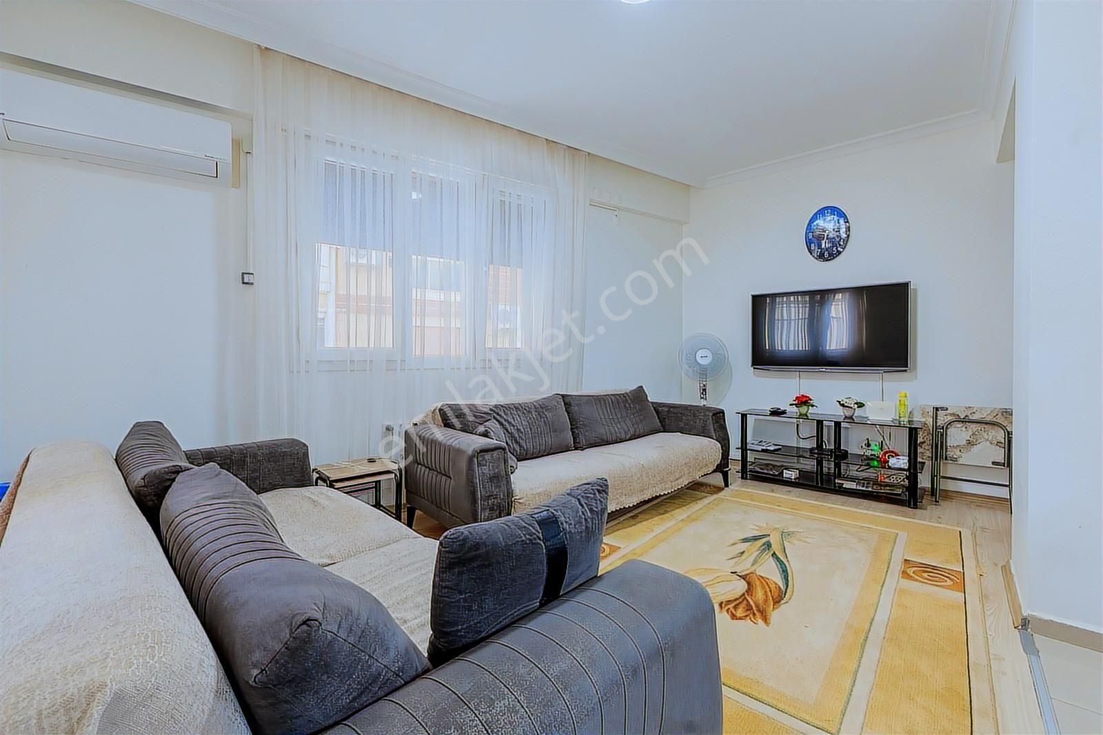 Çiğli Yenimahalle'nin En Güzel Sokağında 2+1 Köşe Daire - Görsel 32