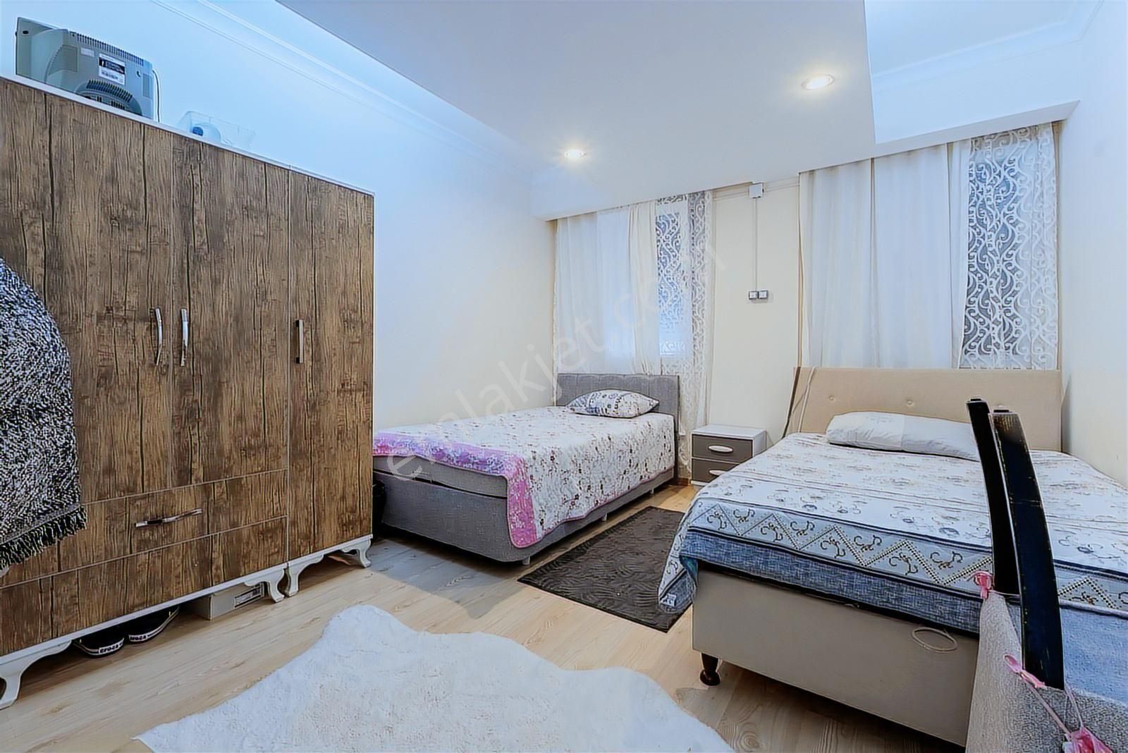 Çiğli Yenimahalle'nin En Güzel Sokağında 2+1 Köşe Daire - Görsel 29