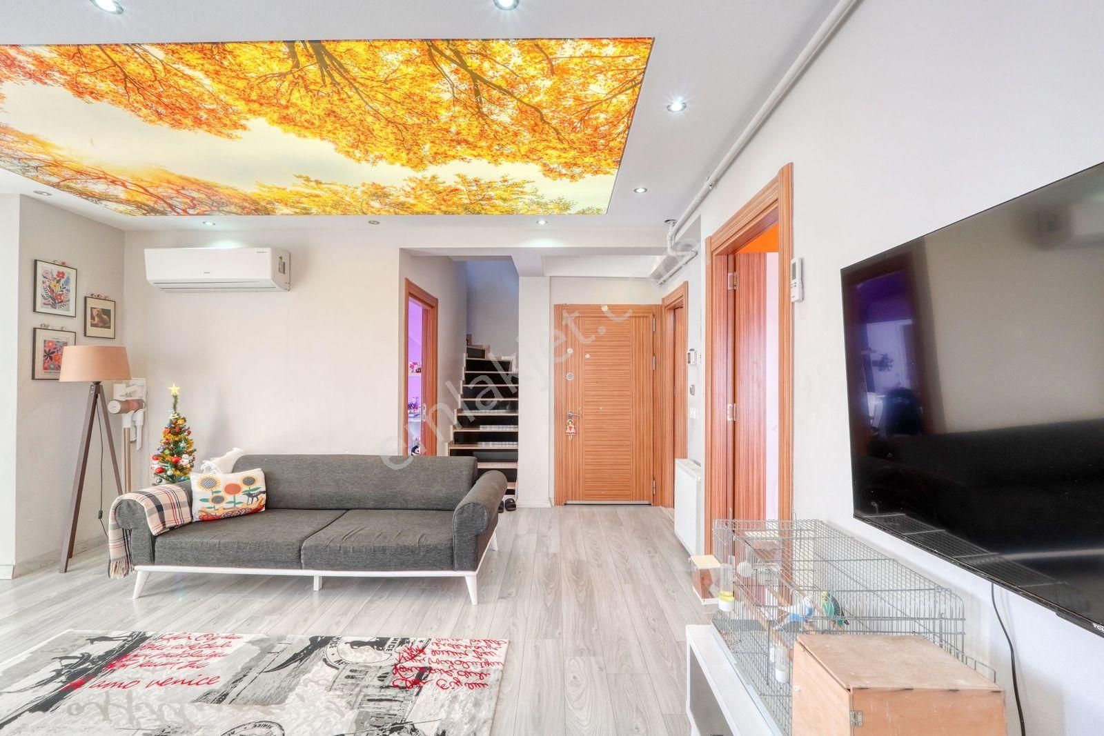 Çiğli Yenimahalle'nin En Güzel Sokağında Teraslı Dubleks Daire ! - Görsel 12