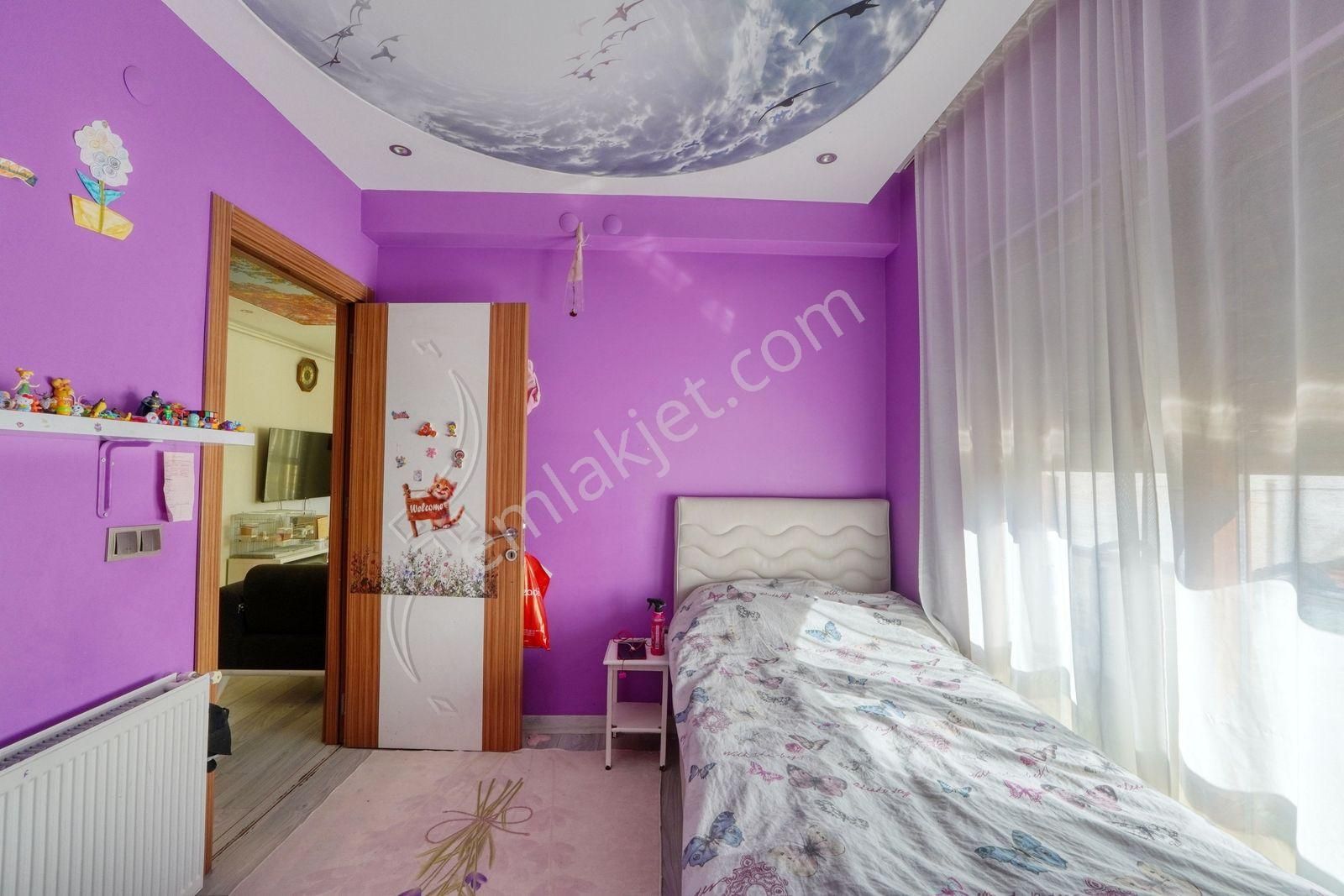 Çiğli Yenimahalle'nin En Güzel Sokağında Teraslı Dubleks Daire ! - Görsel 5