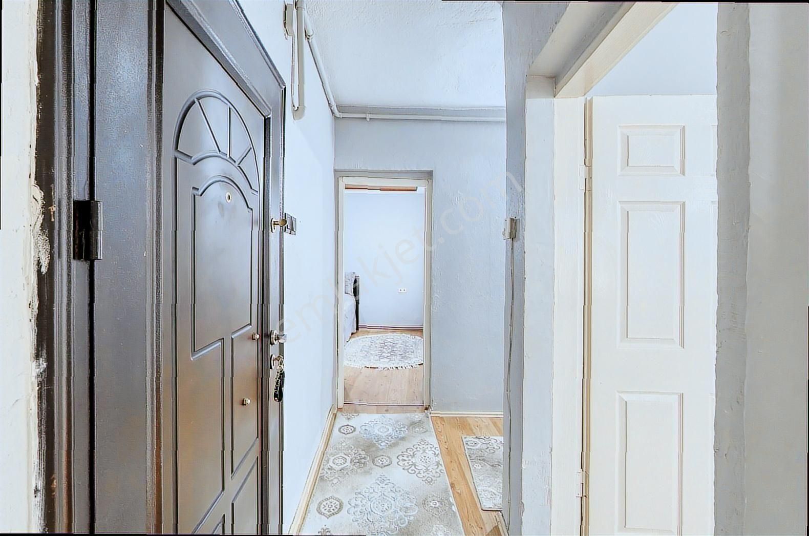 Çiğli Yenimahalle'de Muhteşem 2+1 Daire - Görsel 14