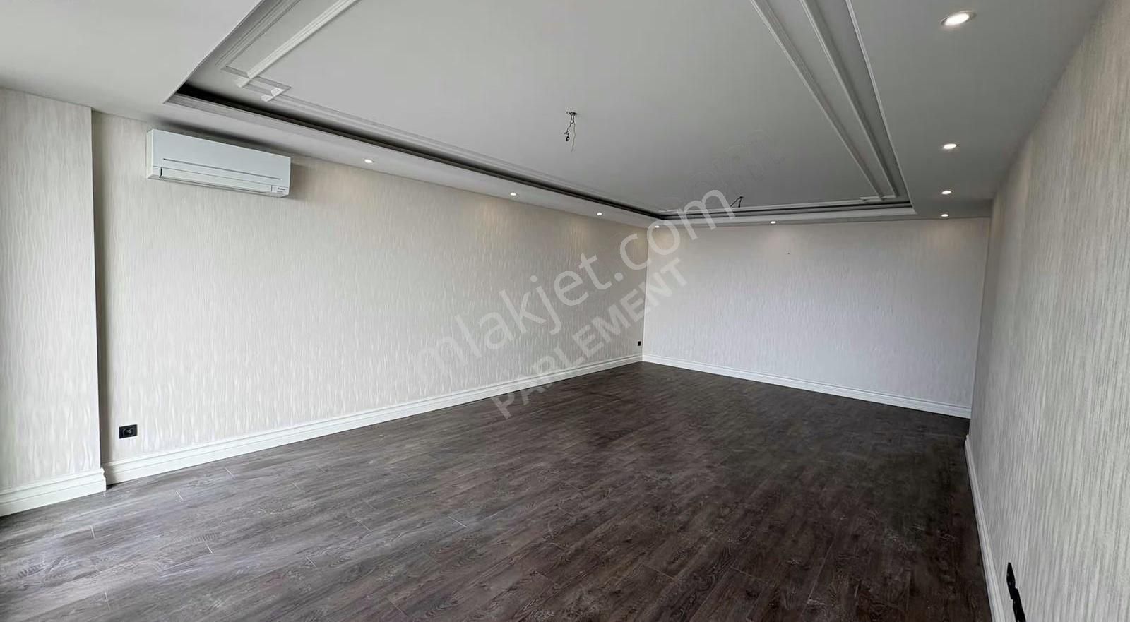 Azur Marmara'da Panoromik Deniz Manzaralı Süper Lüx 3+1 - Görsel 25