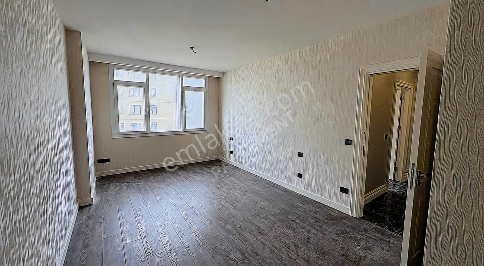 Azur Marmara'da Panoromik Deniz Manzaralı Süper Lüx 3+1 - Görsel 13