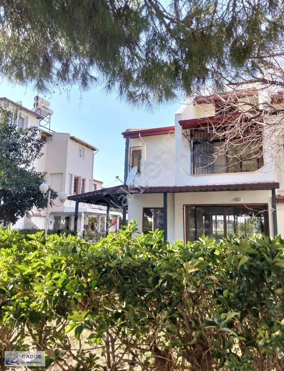 Sahile 400m Masrafsız Havuzlu Sitede Villa - Görsel 23