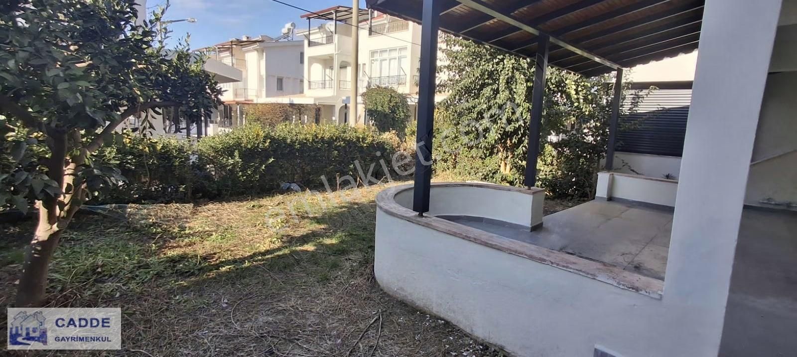 Sahile 400m Masrafsız Havuzlu Sitede Villa - Görsel 22