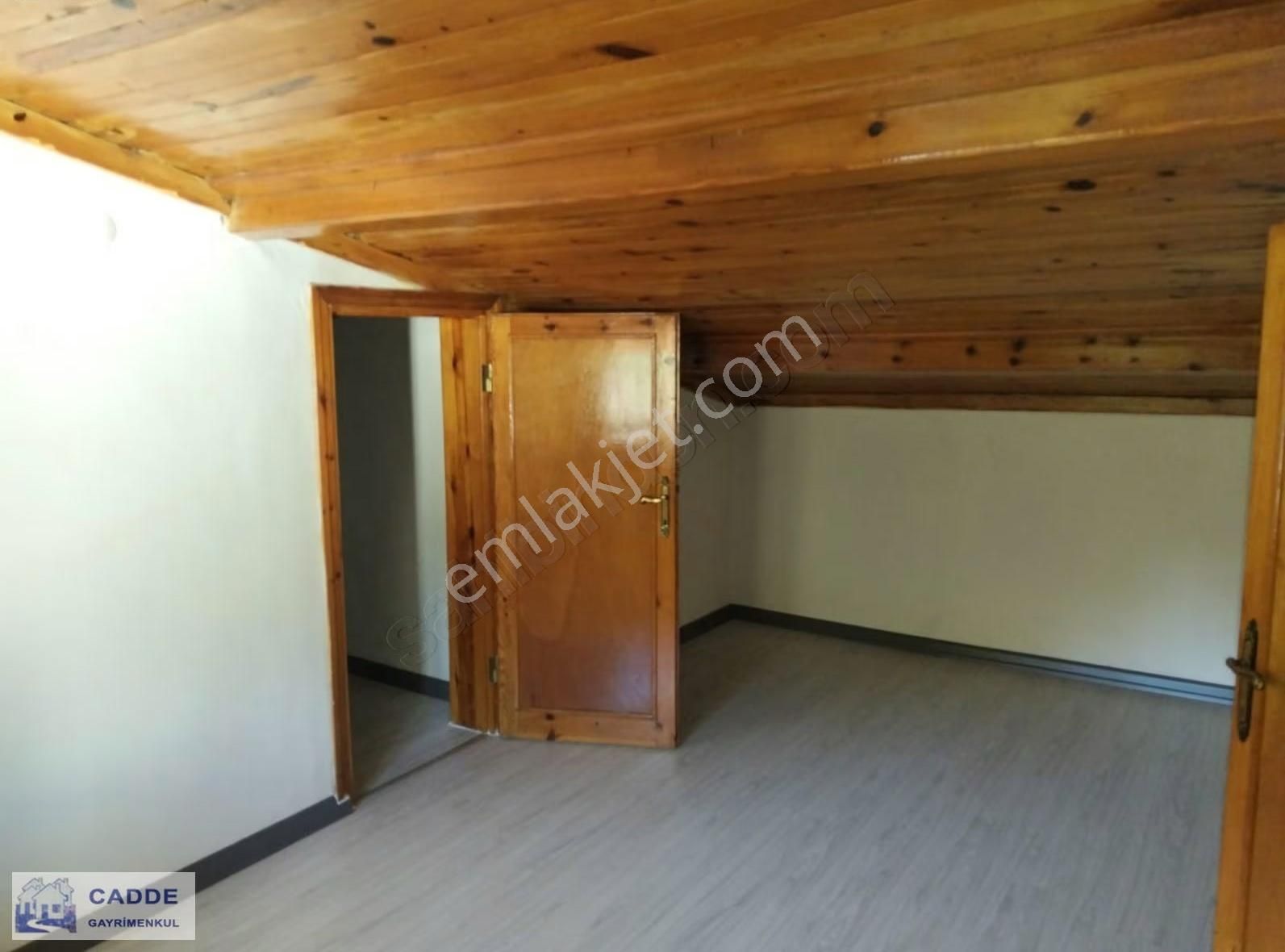 Sahile 400m Masrafsız Havuzlu Sitede Villa - Görsel 12