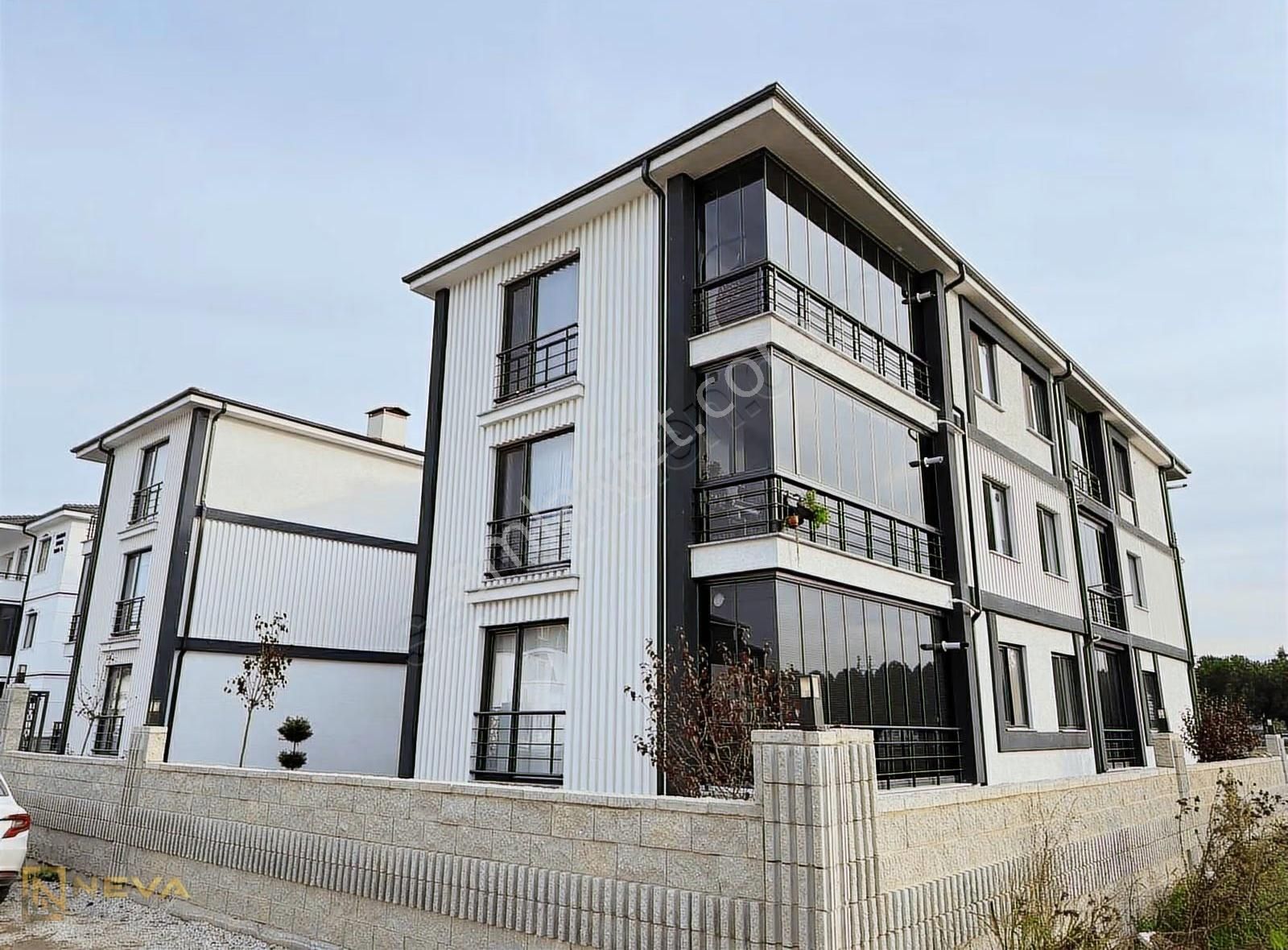 Arifiye Hanlıköy'de Kiralık Geniş 2+1 Daire - Görsel 13