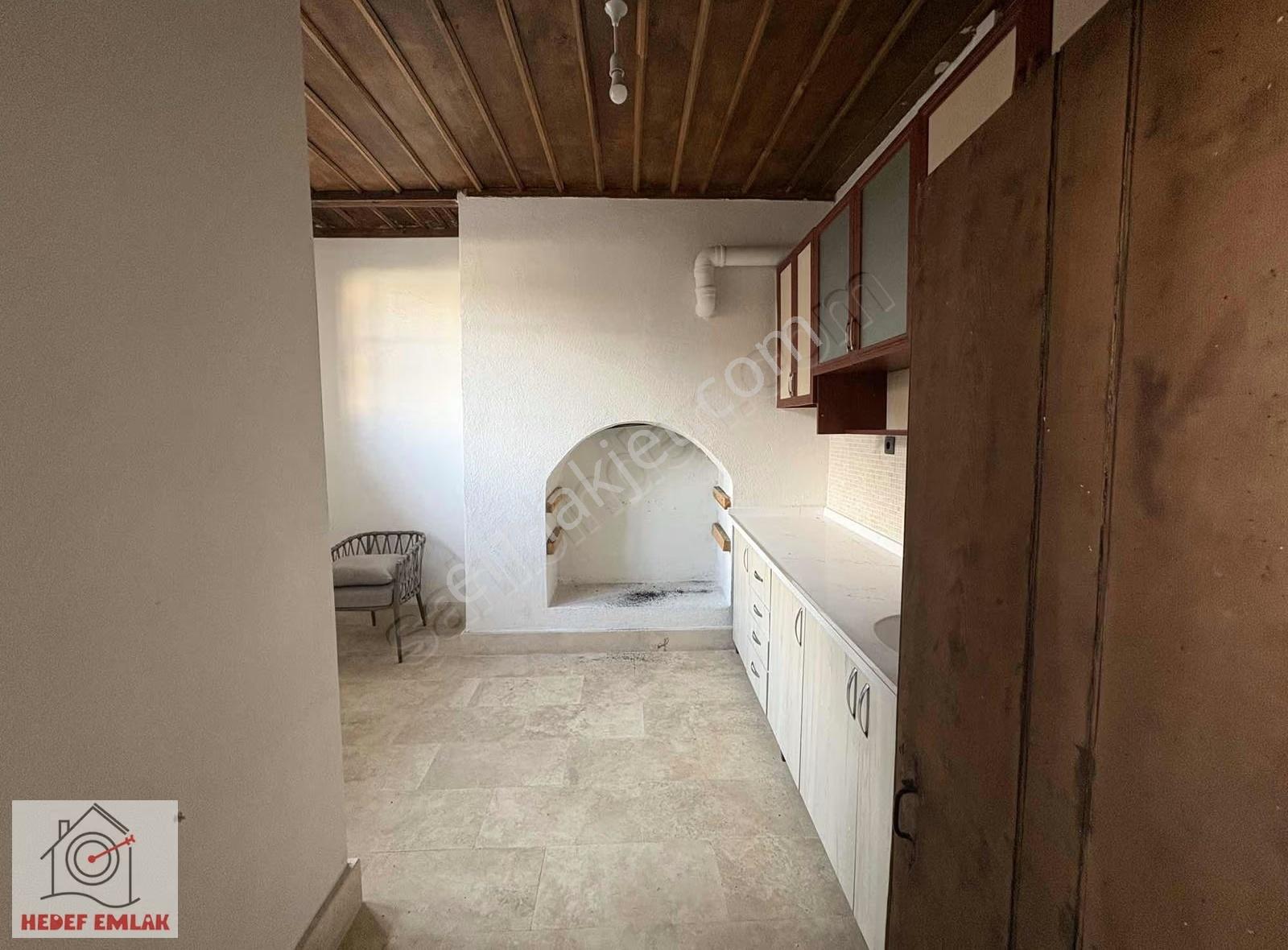 Akmescit Mah. Satılık Tarihi Konak 206 M² Tapu Alanı Yenilenmiş - Görsel 15