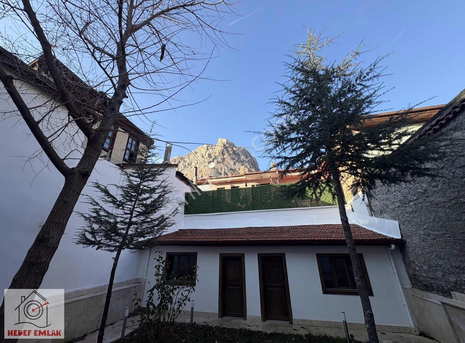 Akmescit Mah. Satılık Tarihi Konak 206 M² Tapu Alanı Yenilenmiş - Görsel 25