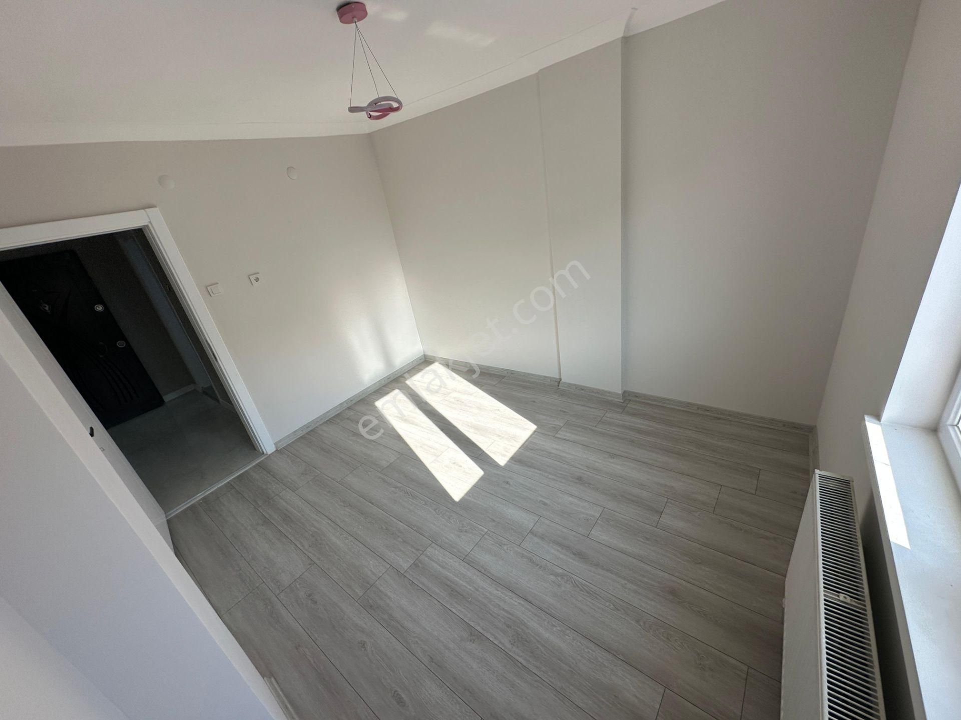 Yılmaz Gayrimenkulden Kacırılmayacak 3+1 Fırsat Dairesi - Görsel 23