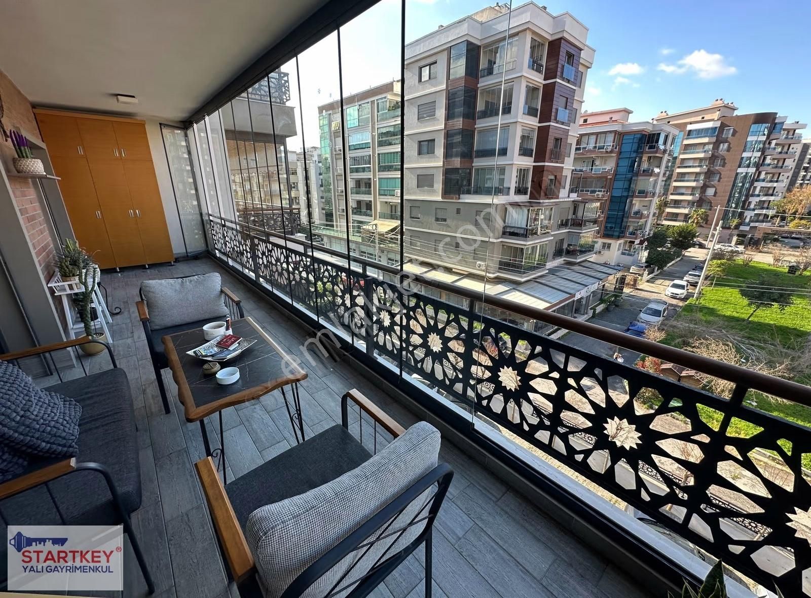 Karşıyaka Siena Evleri Sitesi Havuzlu Ara Kat Satılık 3+1 Daire - Görsel 3