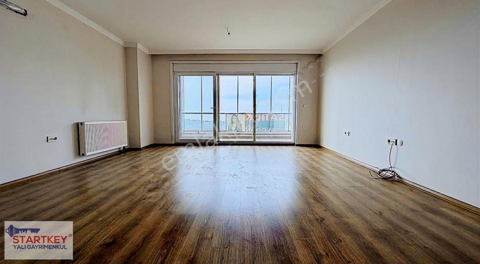 Bayraklı Körfez Mah. Havuzlu Güvenlikli Site Satılık 3+1 Daire - Görsel 9