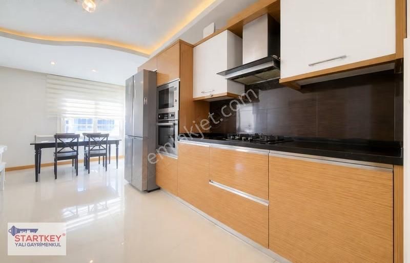 Bayraklı Adalet Deniz Manzara Satılık Üç Cepheli Büyük 3+1 Daire - Görsel 13