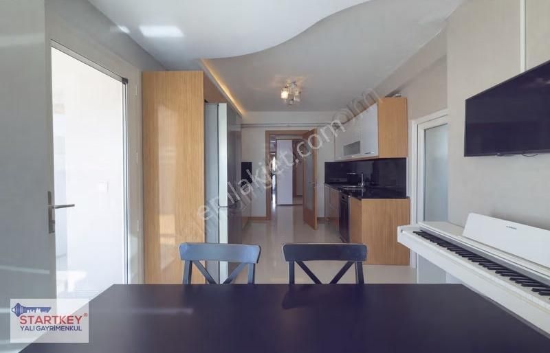 Bayraklı Adalet Deniz Manzara Satılık Üç Cepheli Büyük 3+1 Daire - Görsel 18