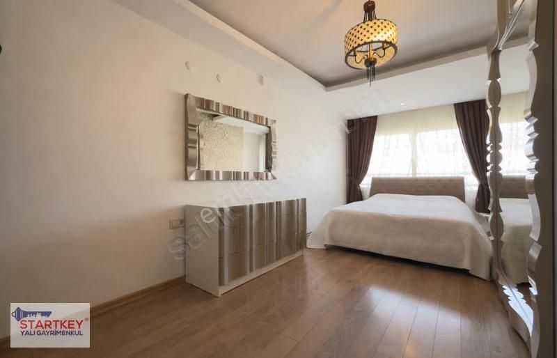 Bayraklı Adalet Deniz Manzara Satılık Üç Cepheli Büyük 3+1 Daire - Görsel 3