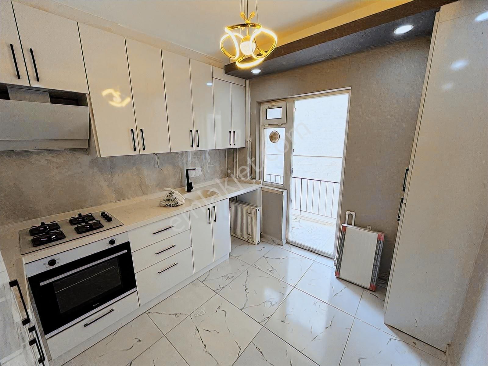 Sincan Plevne Mah'de 3+1 Ara Kat Ultra Lüx Daire