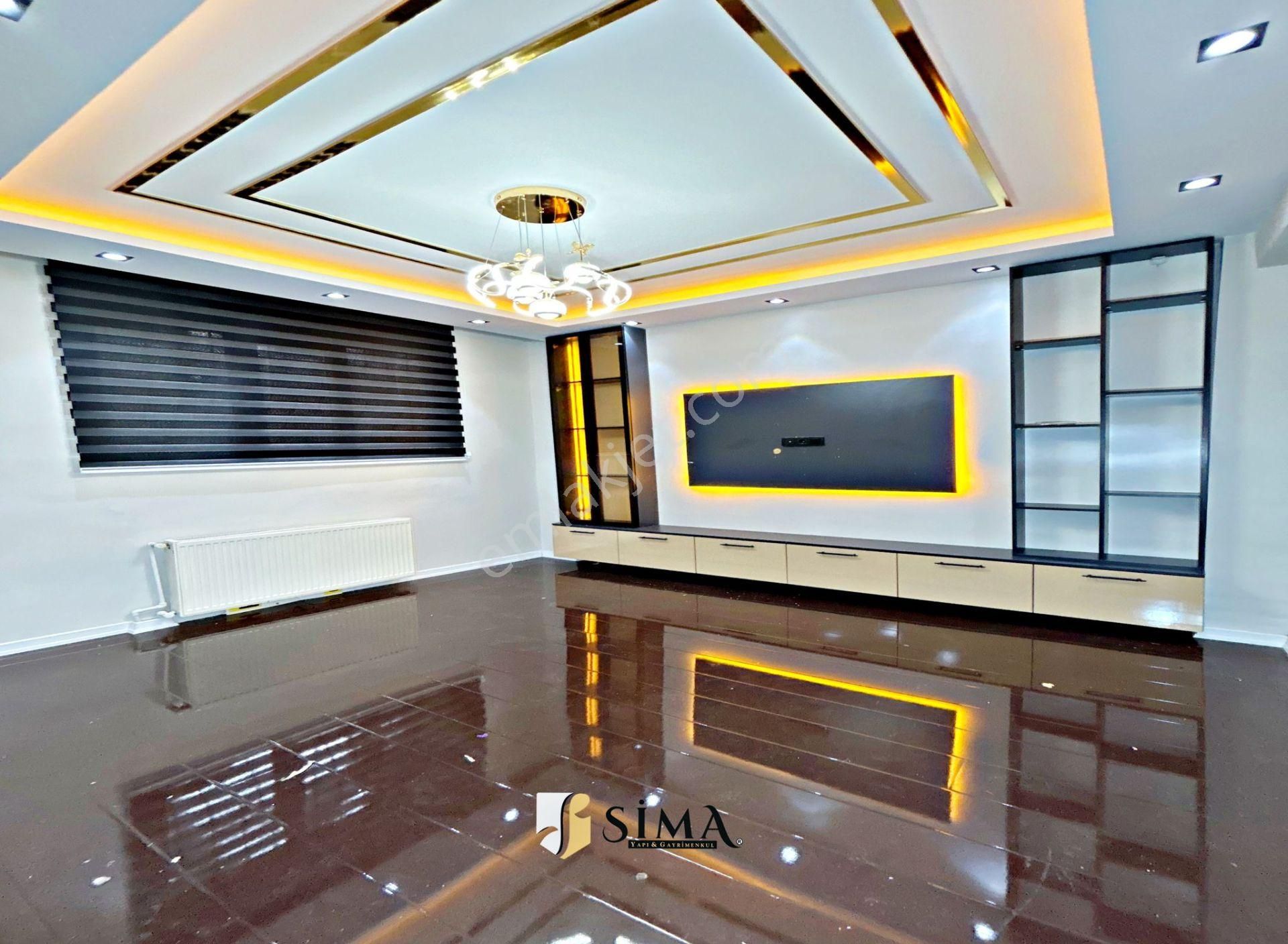 Metrobüse Yakın Giriş Kat Seviyesinde Yüksek Kredi İmkanı 2+1