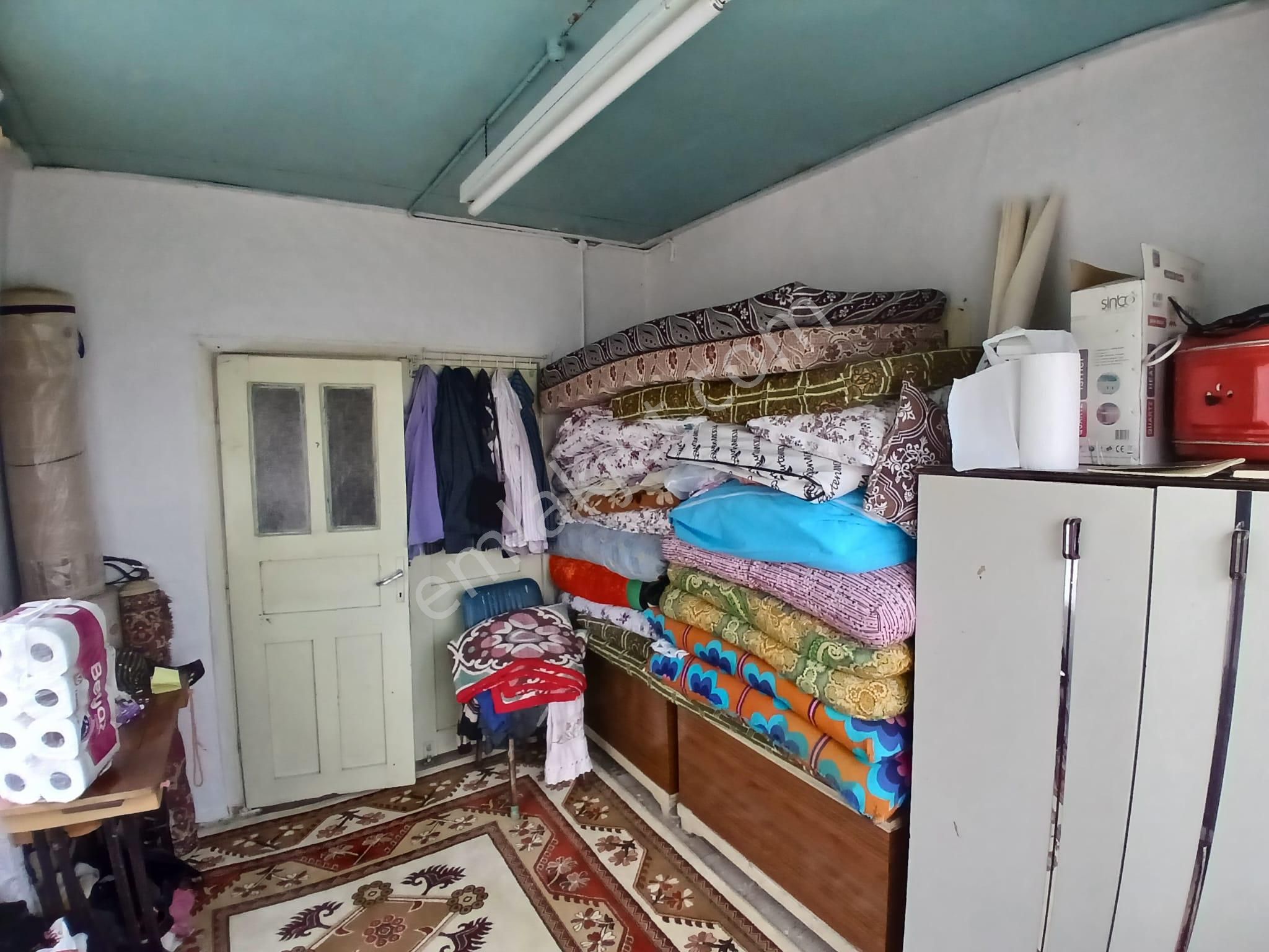 Akçay Emlak'tan Akşehir Çay Mahallesinde Bahçeli Satılık Müstakil Ev - Görsel 14