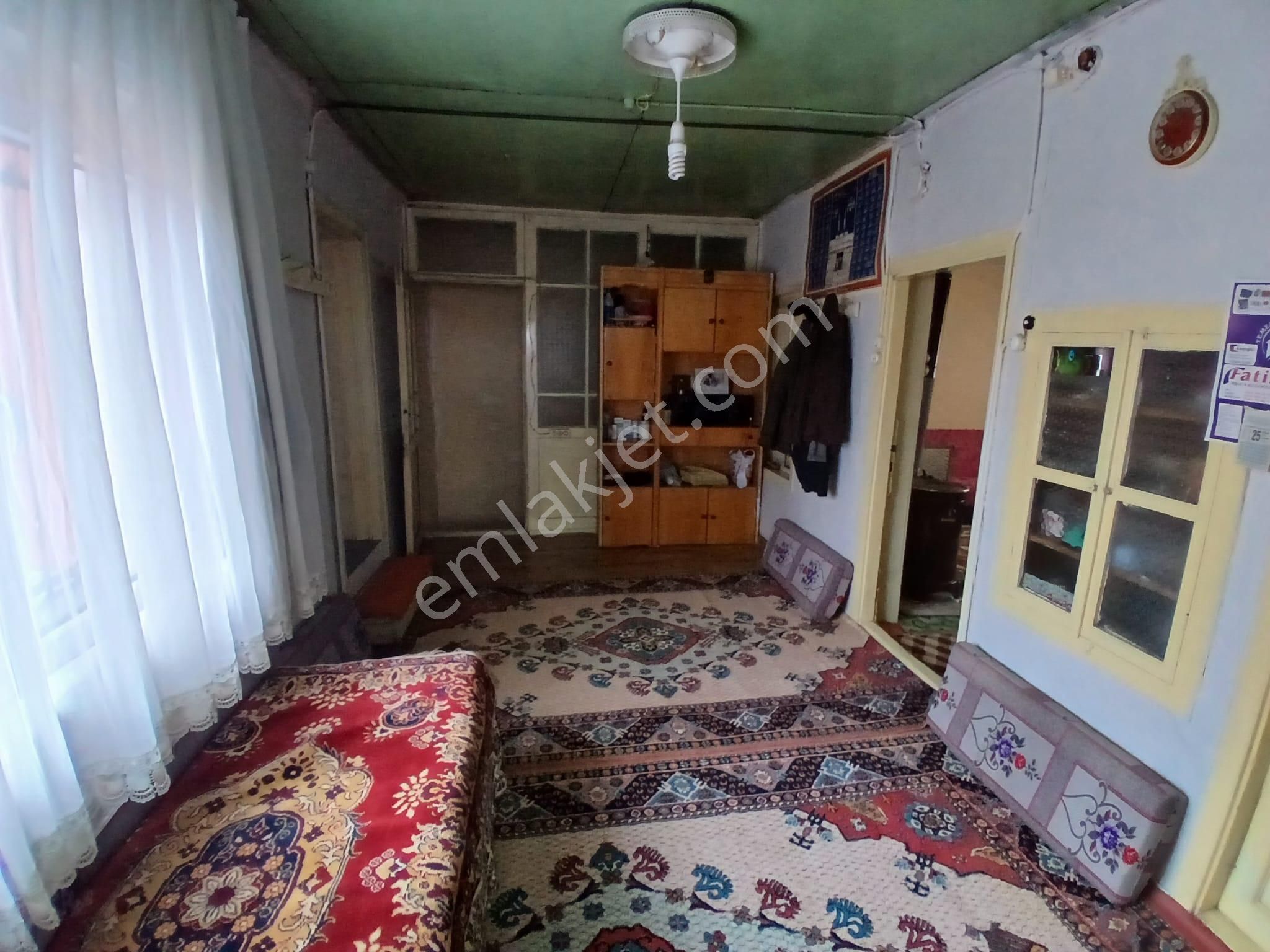 Akçay Emlak'tan Akşehir Çay Mahallesinde Bahçeli Satılık Müstakil Ev - Görsel 19