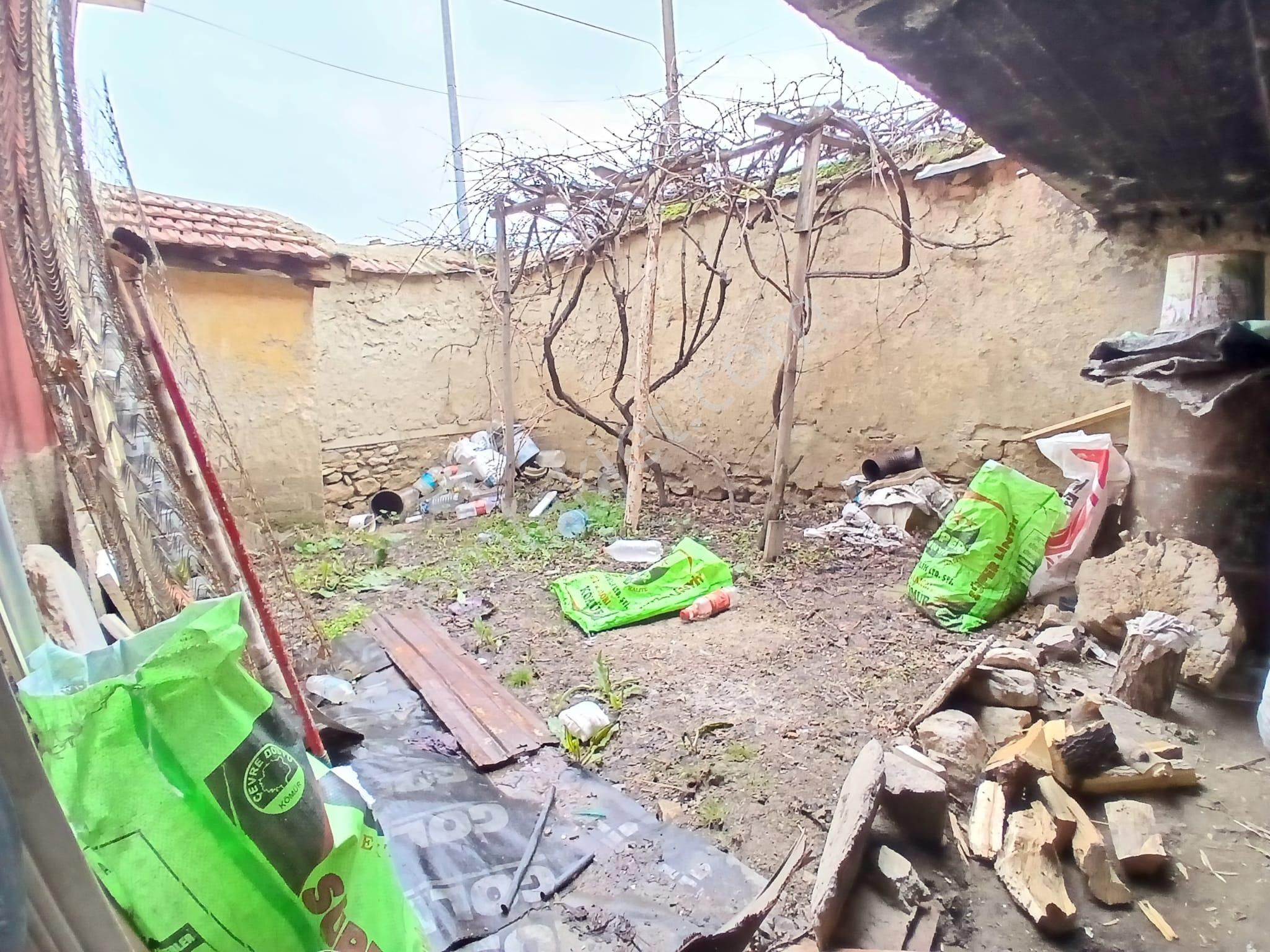 Akçay Emlak'tan Akşehir Çay Mahallesinde Bahçeli Satılık Müstakil Ev - Görsel 26