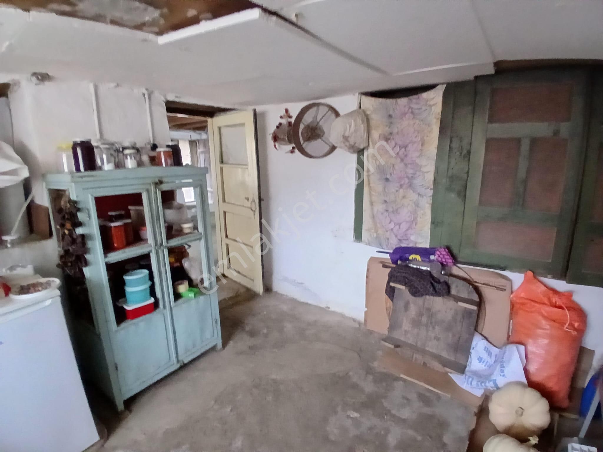 Akçay Emlak'tan Akşehir Çay Mahallesinde Bahçeli Satılık Müstakil Ev - Görsel 22