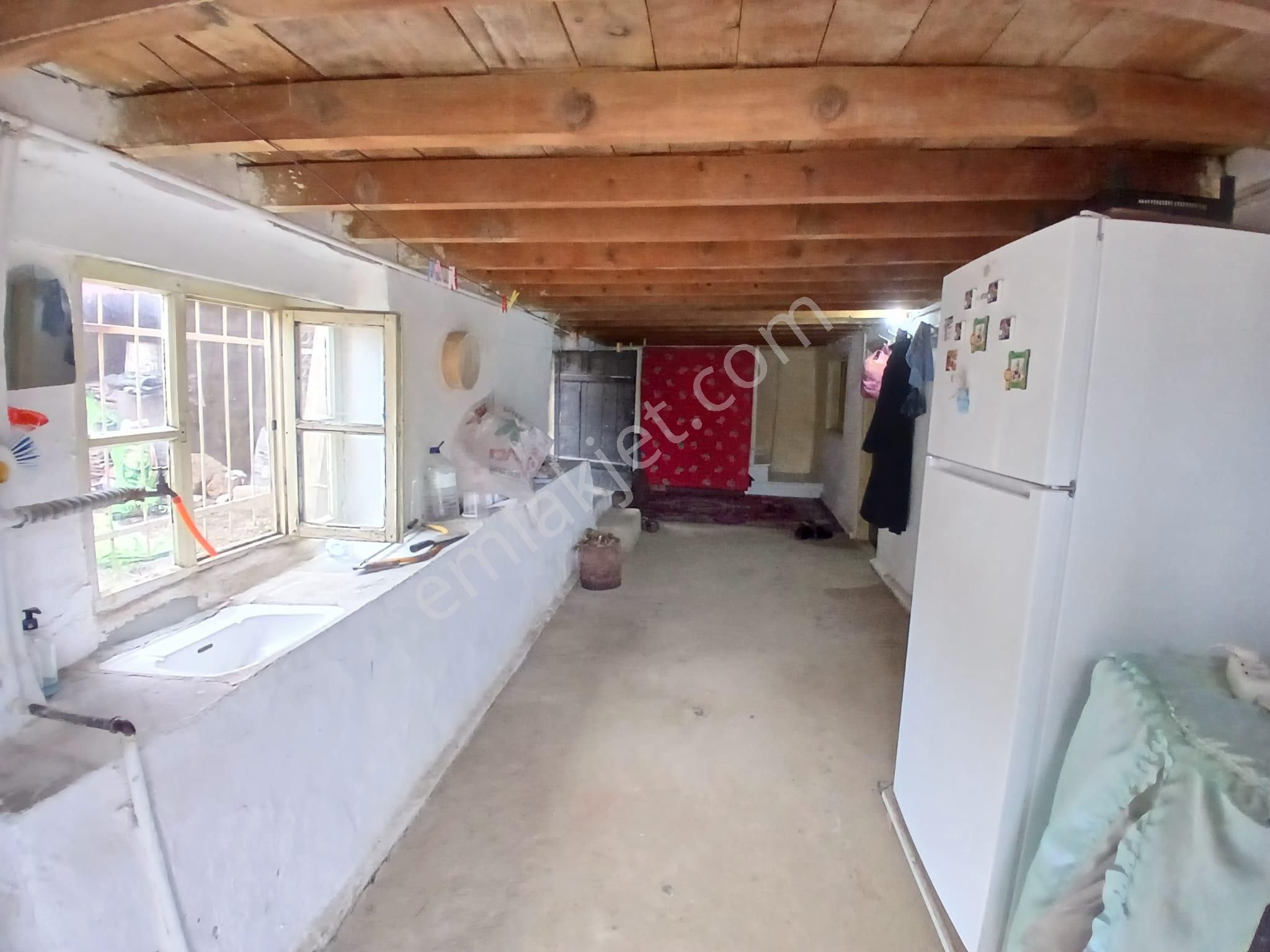 Akçay Emlak'tan Akşehir Çay Mahallesinde Bahçeli Satılık Müstakil Ev - Görsel 24