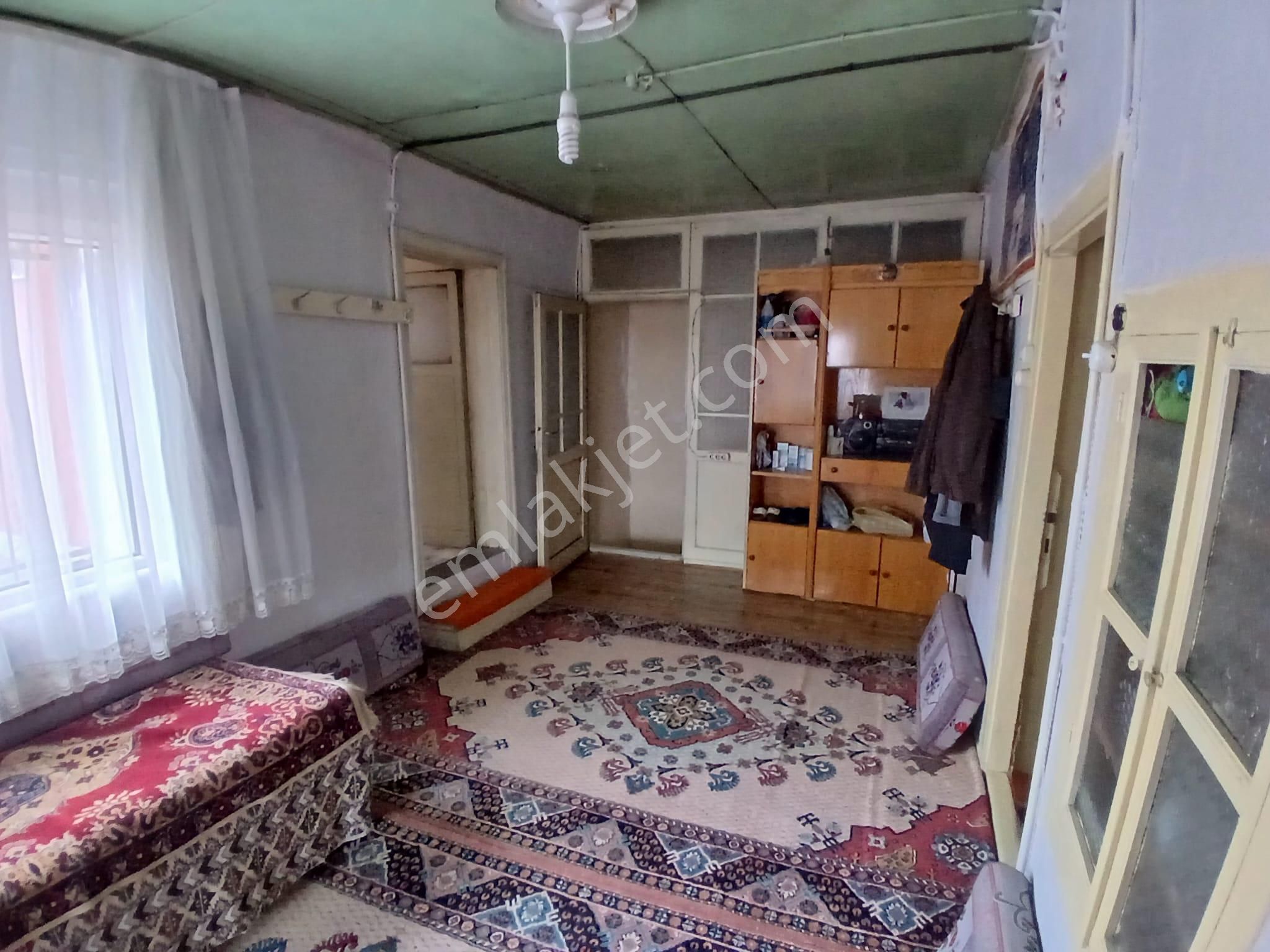 Akçay Emlak'tan Akşehir Çay Mahallesinde Bahçeli Satılık Müstakil Ev - Görsel 18