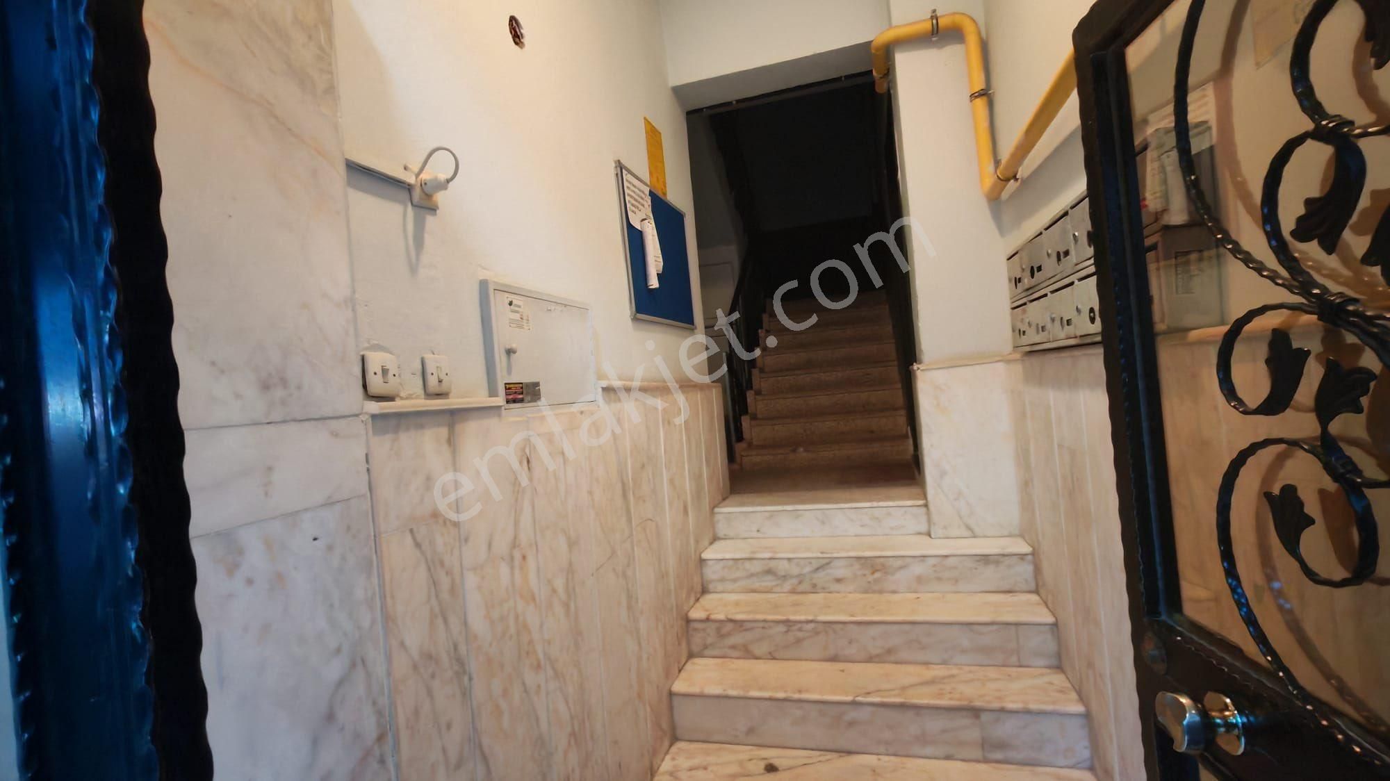 Lozan Caddesi Altında Mükemmel 2+1 Daire - Görsel 18