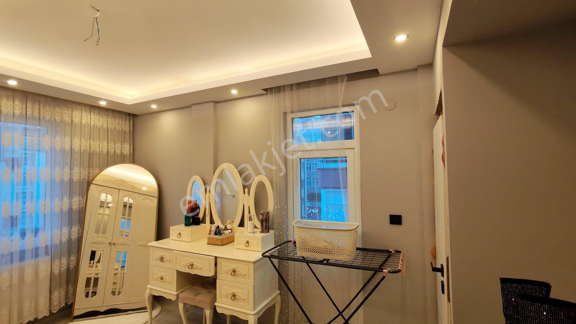 Lozan Caddesi Altında Mükemmel 2+1 Daire - Görsel 11