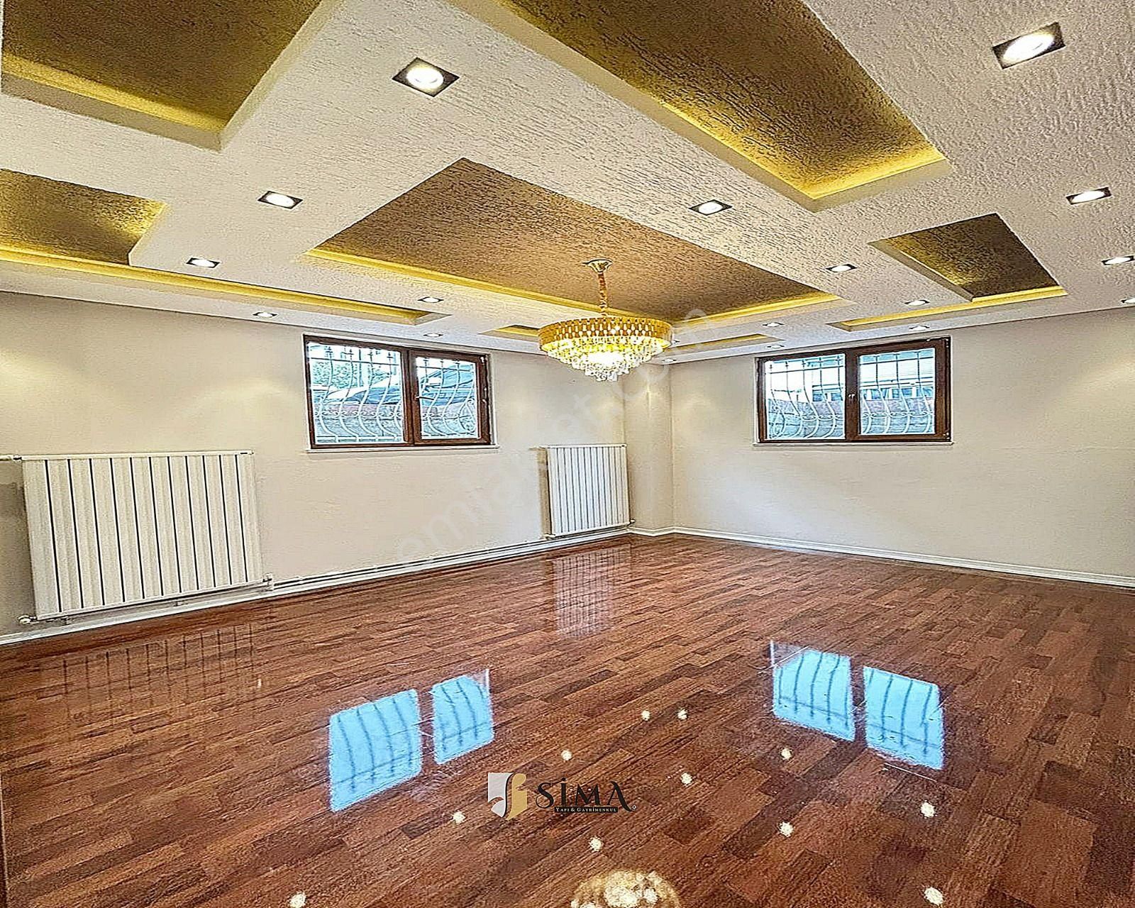 Metrobüse Yakın Full Dekorlu Masrafsız 2+1 Satılık Daire