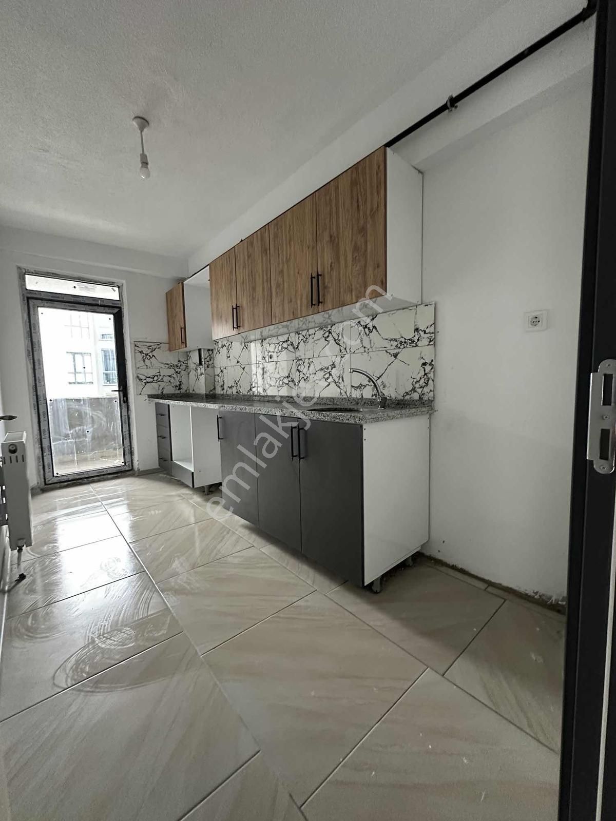 Kapaklı Devlet Hastanesi Karşısı ,ön Cephe,iskanlı,çift Balkon - Görsel 14