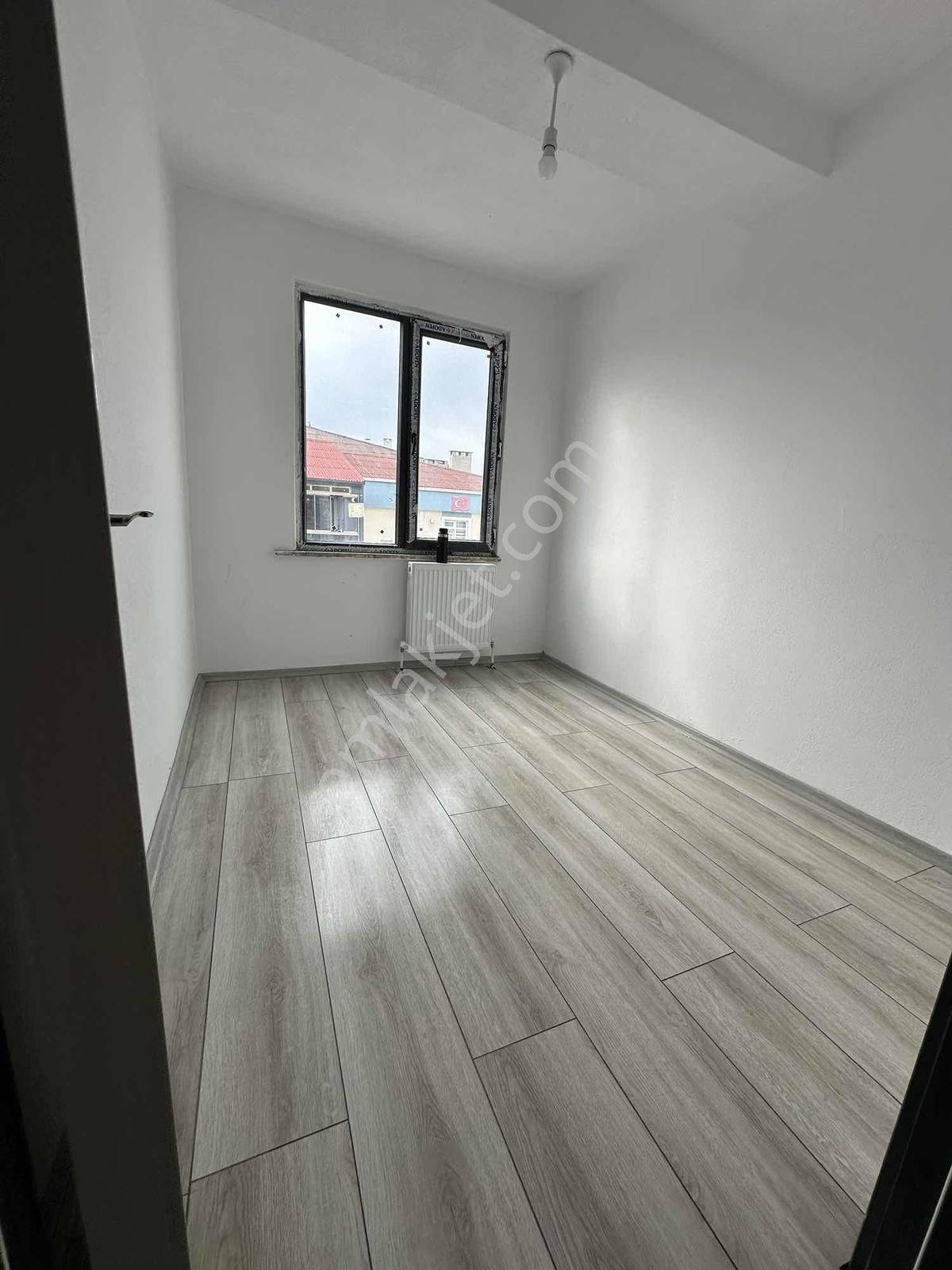 Kapaklı Devlet Hastanesi Karşısı ,ön Cephe,iskanlı,çift Balkon - Görsel 23
