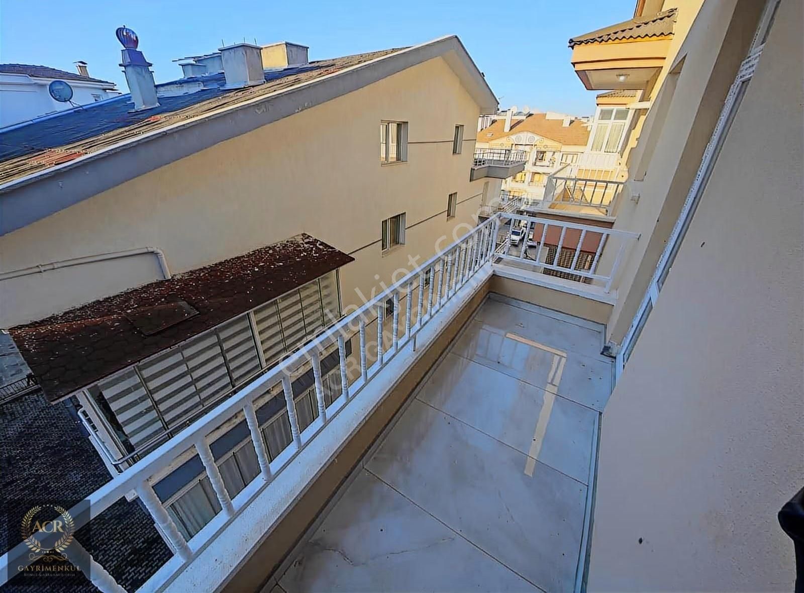 Acr'den Göz Alıcı Yapısıyla Büyüleyen Geniş M2 3+1 Daire - Görsel 28