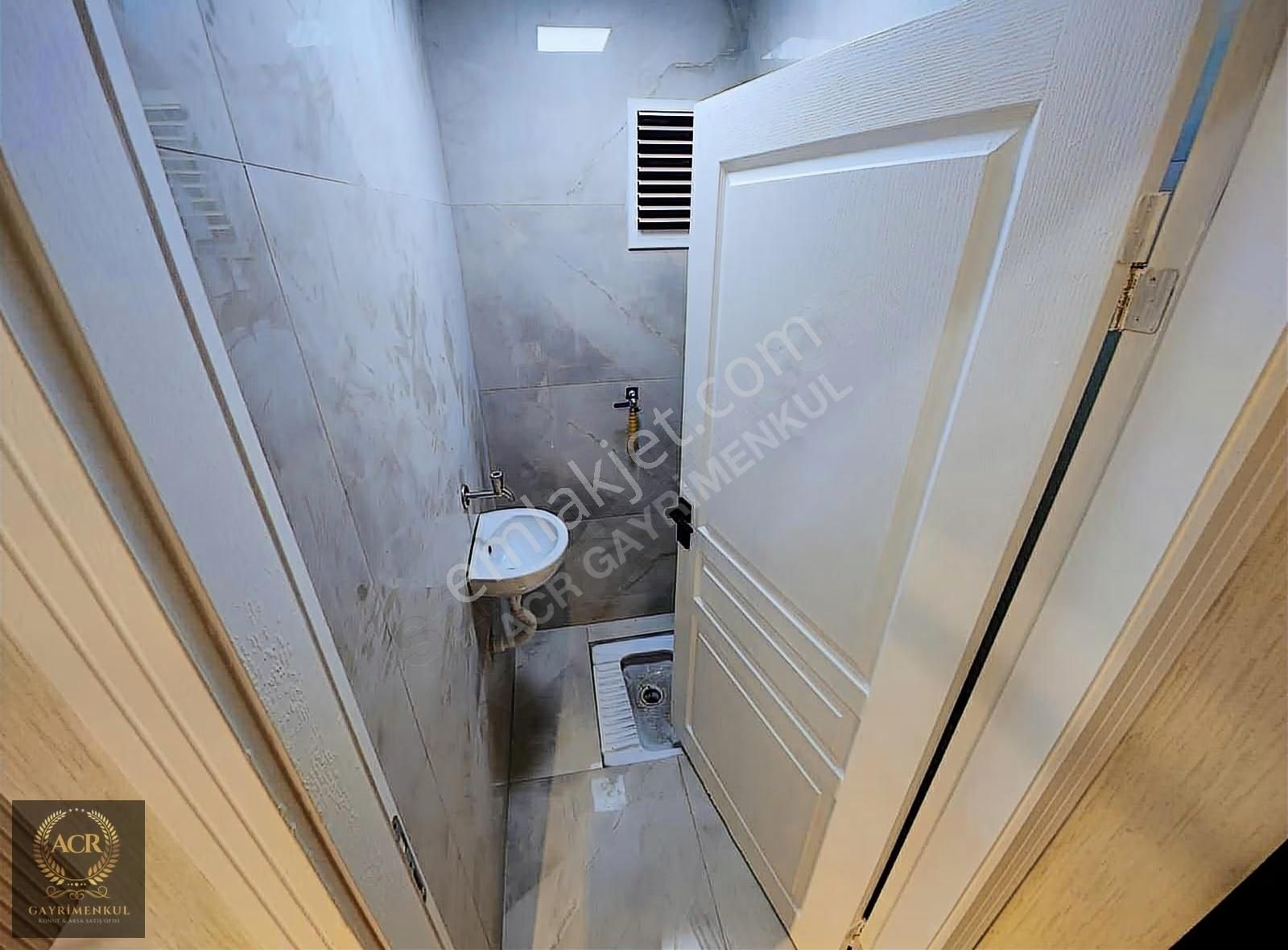 Acr'den Göz Alıcı Yapısıyla Büyüleyen Geniş M2 3+1 Daire - Görsel 31