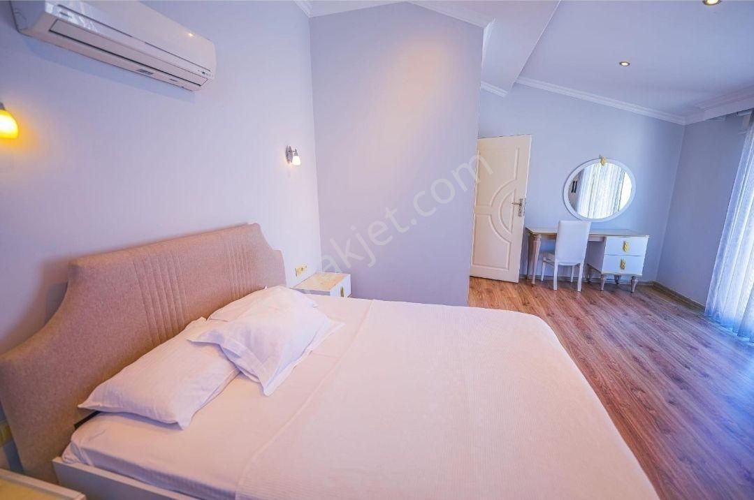 Fethiye Karagedik,çalış Plajına 250 Mt,satılık 5+1 Havuzlu Villa - Görsel 24